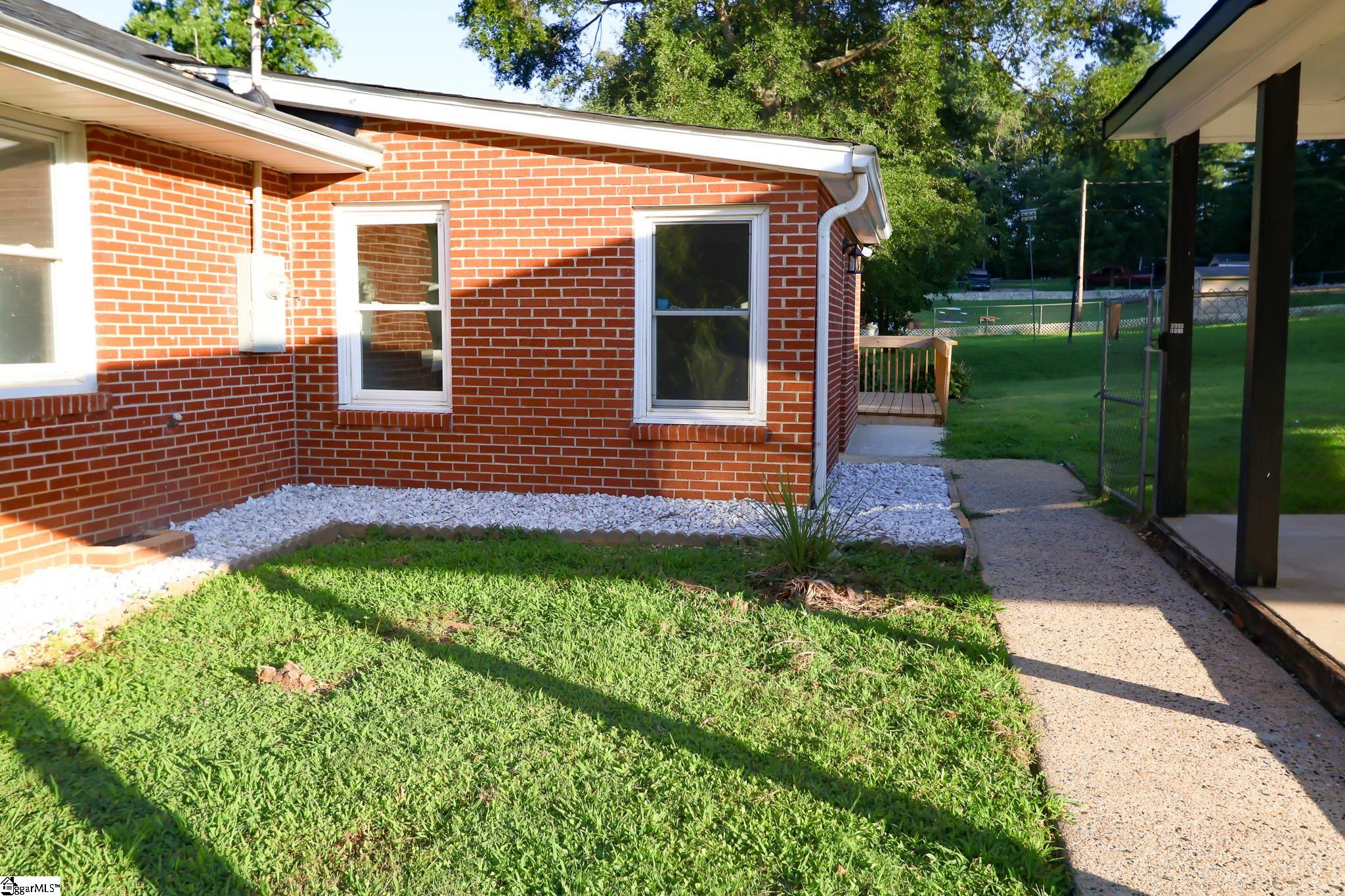 139 Ashmore Avenue Property Photo 5