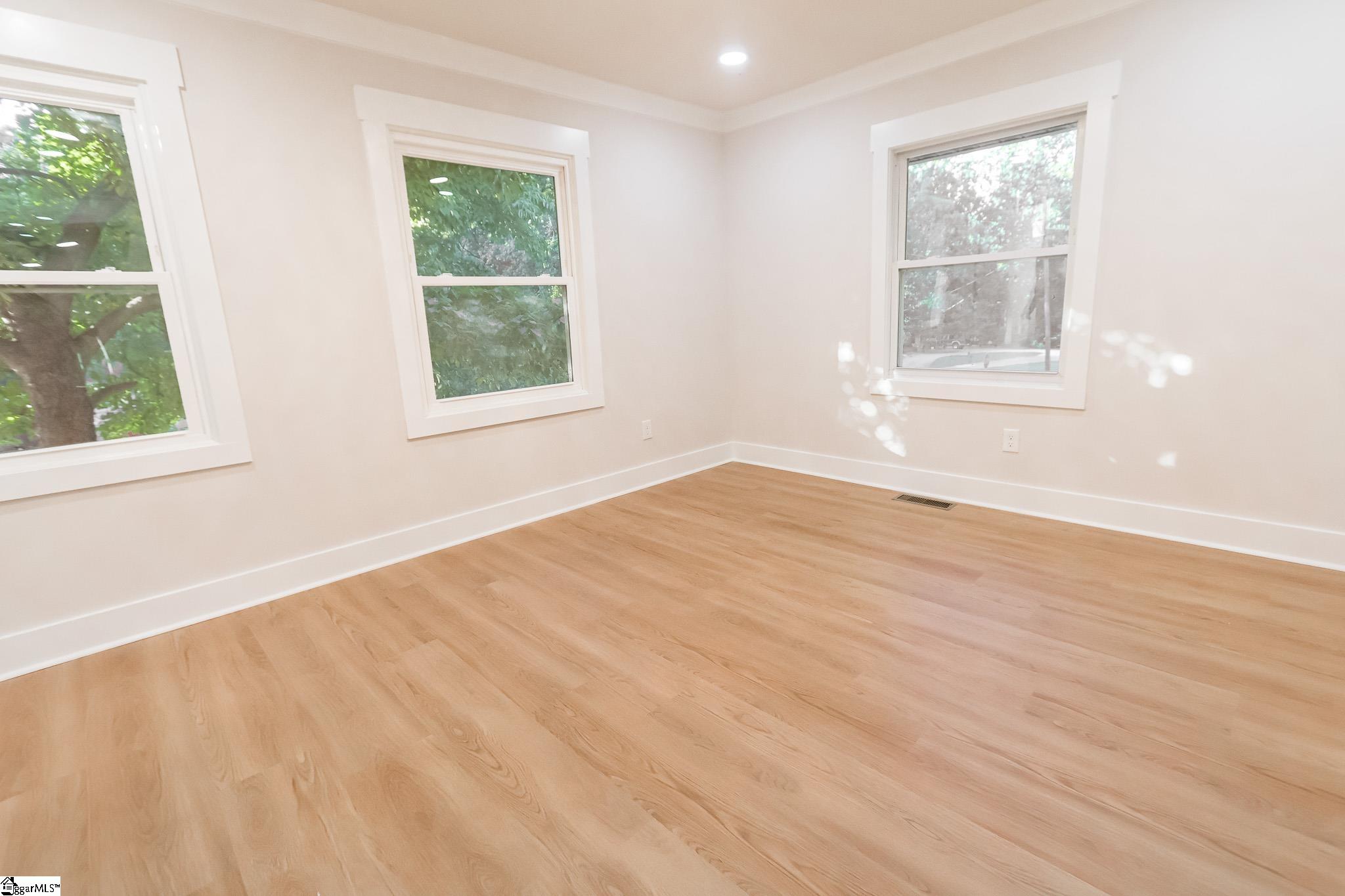 139 Ashmore Avenue Property Photo 34