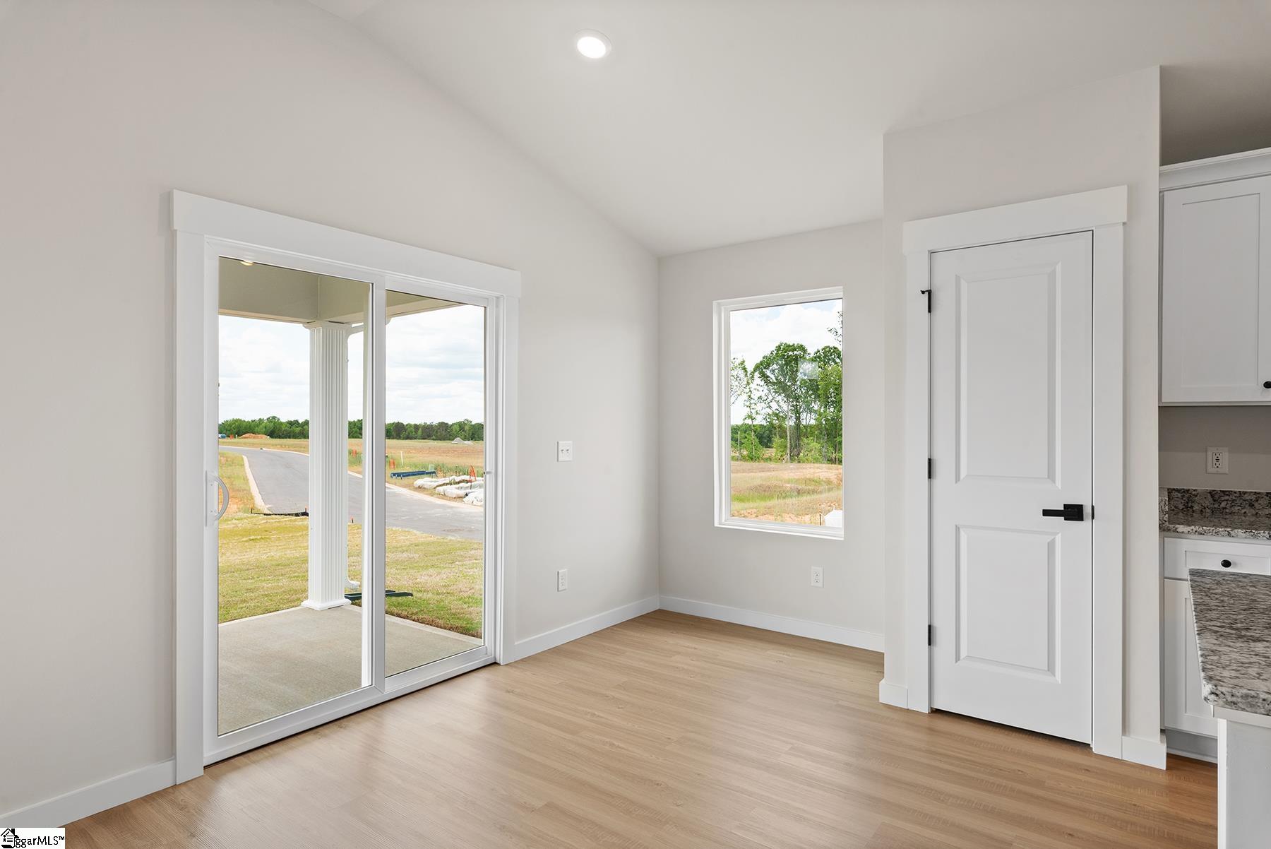 1428 Wild Indigo Way Property Photo 6