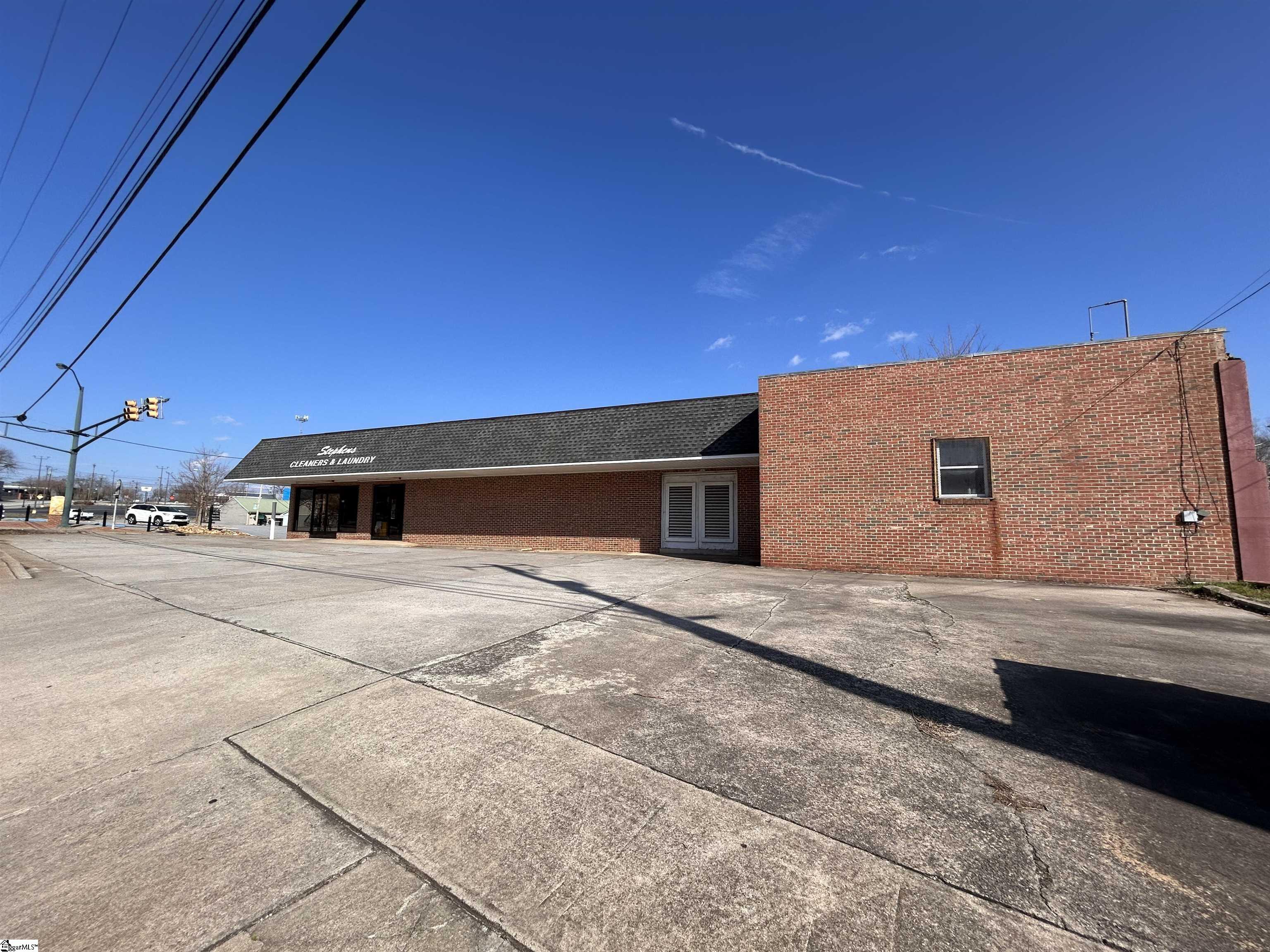 103 S Harper Street Property Photo 3