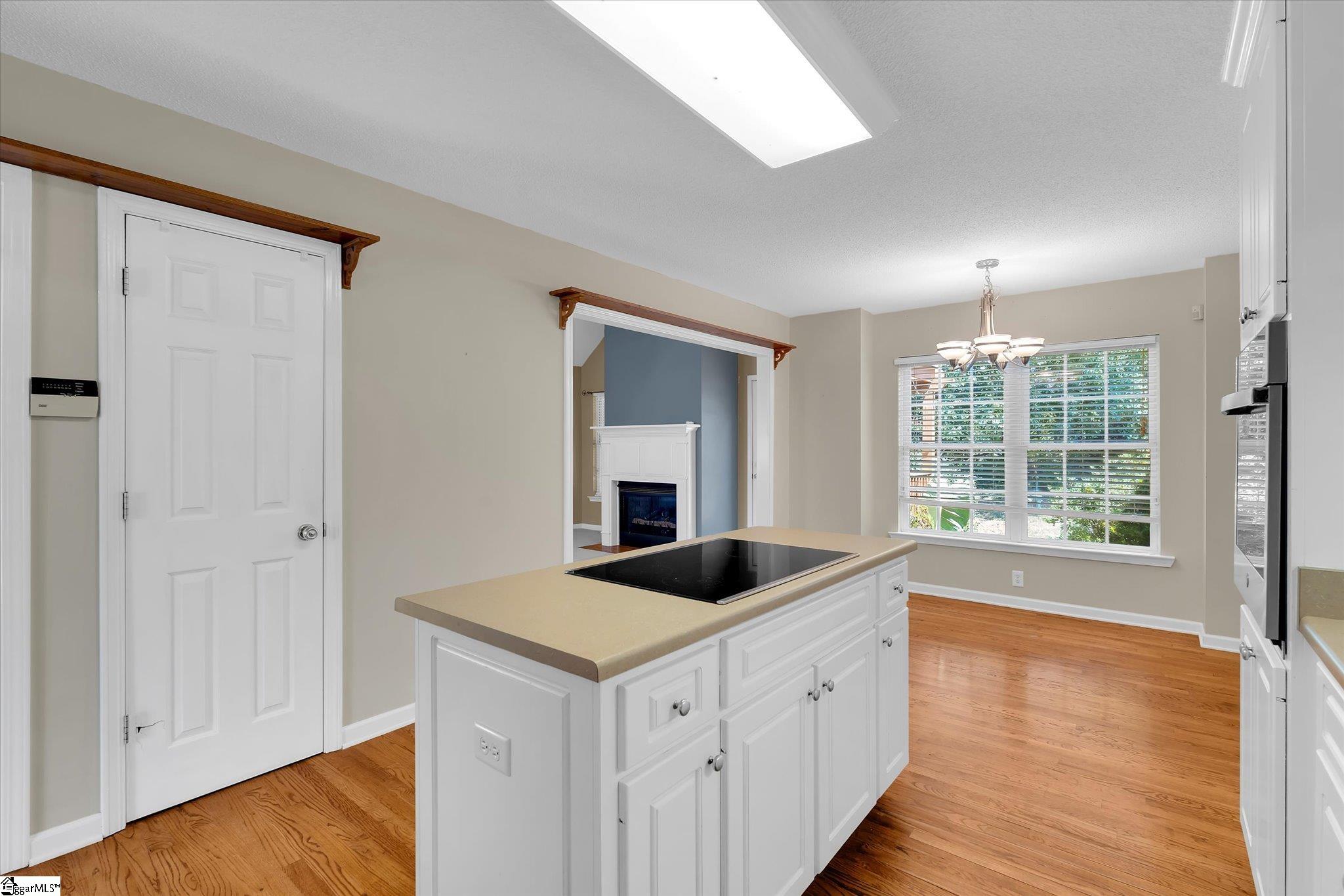 205 Ashford Court Property Photo 13