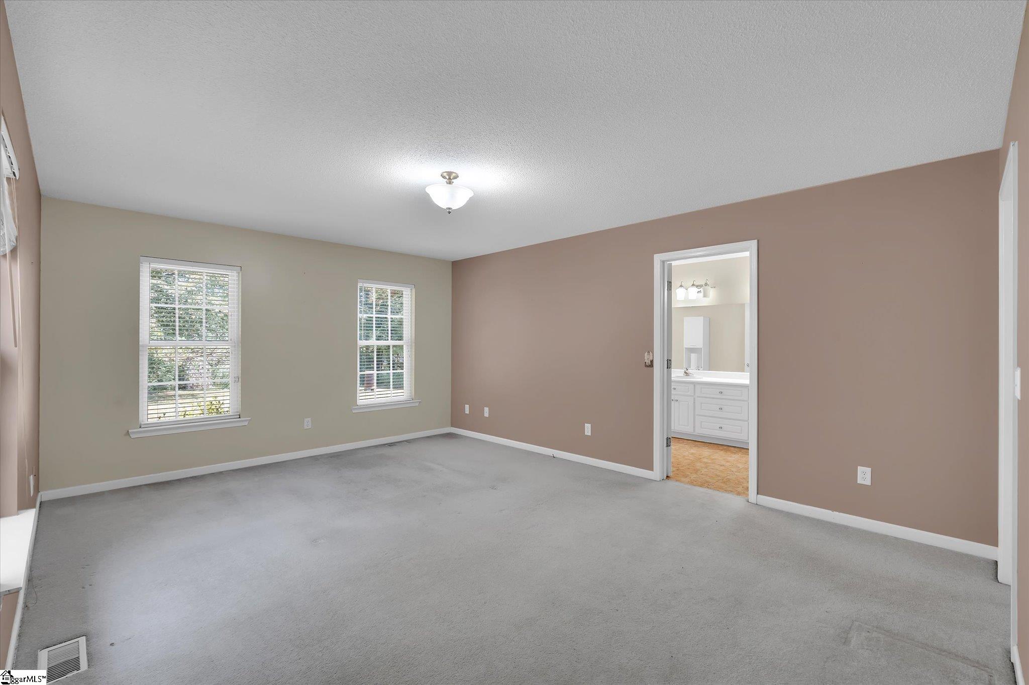 205 Ashford Court Property Photo 17