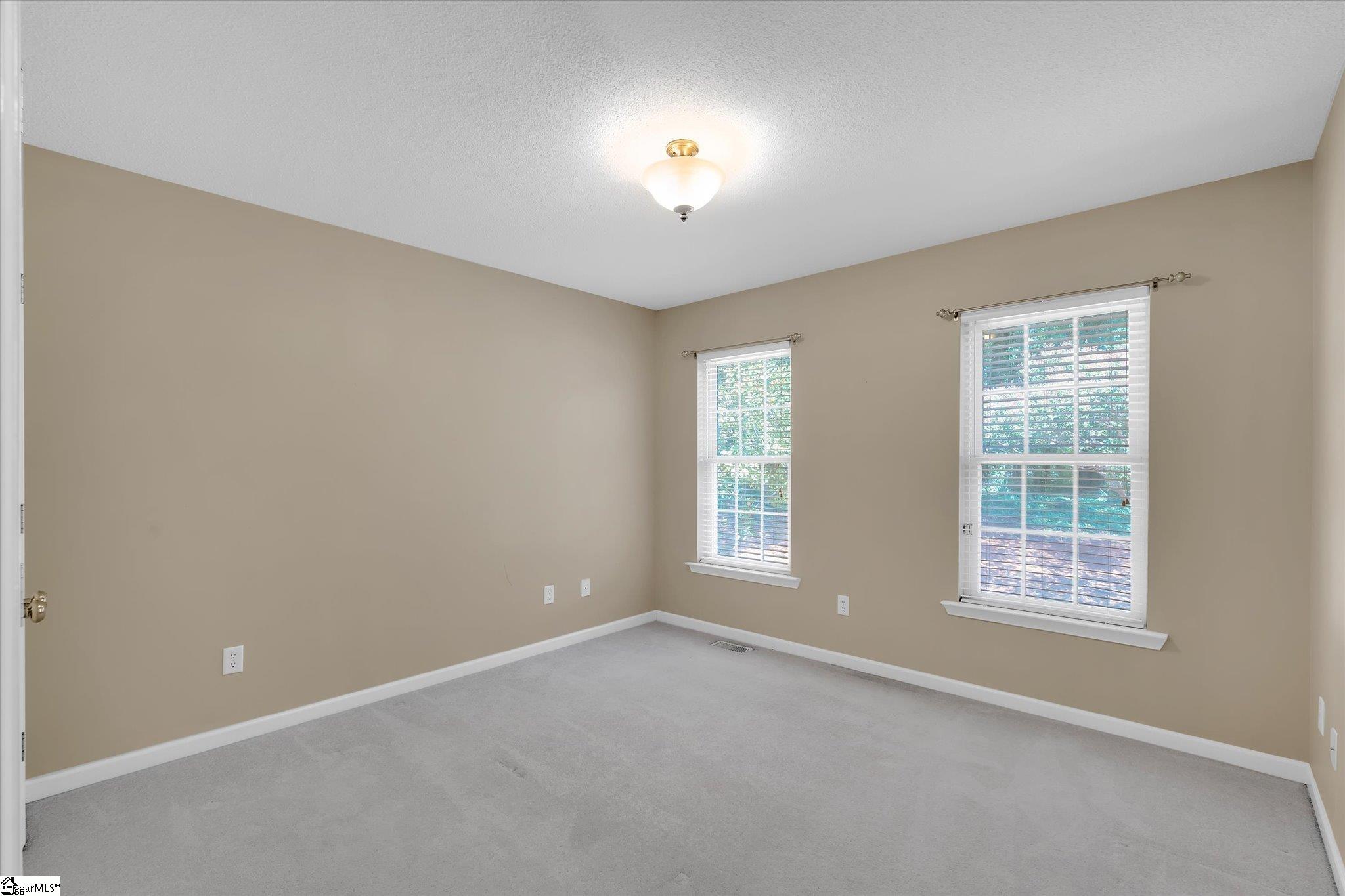 205 Ashford Court Property Photo 23