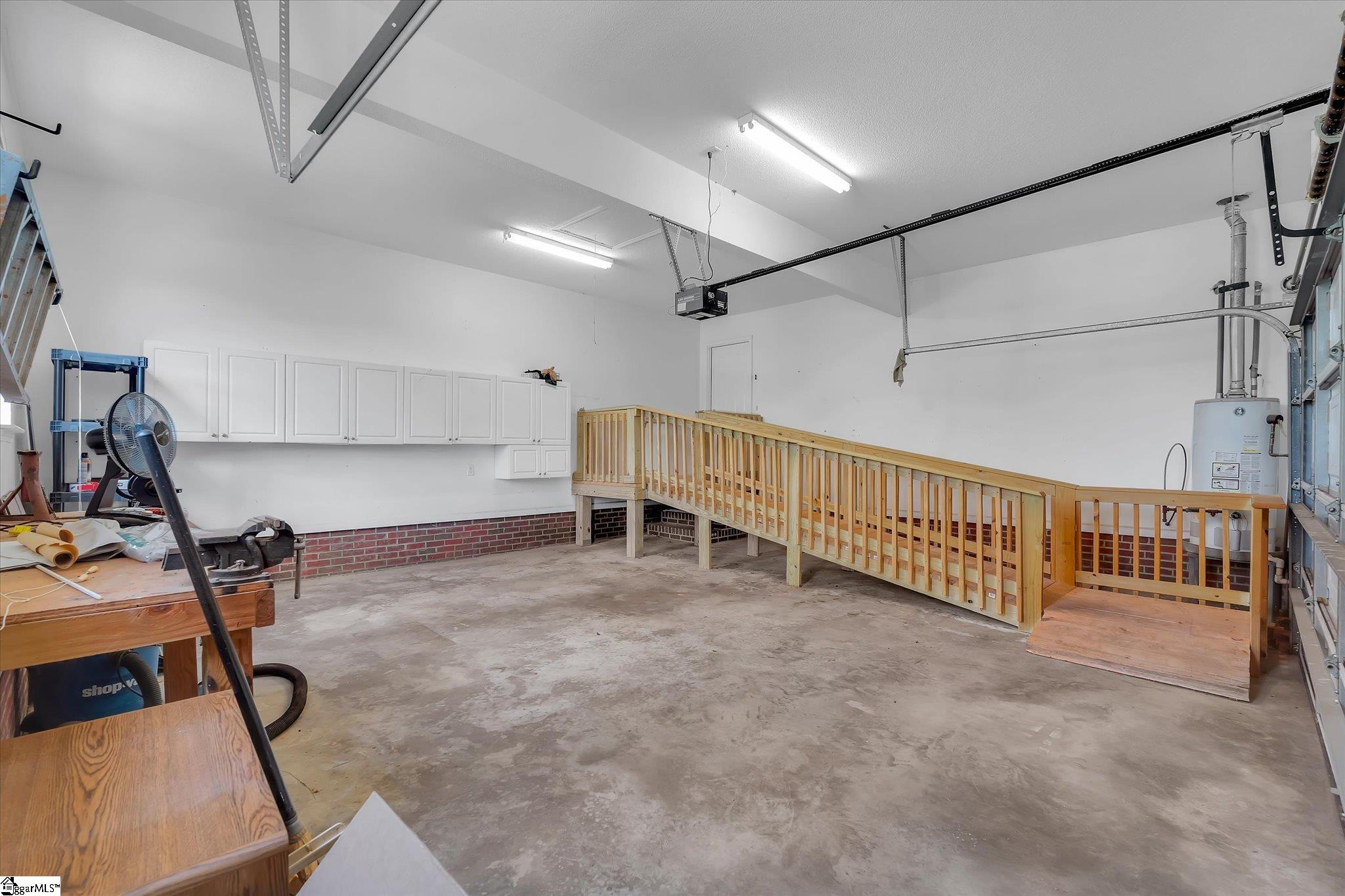 205 Ashford Court Property Photo 24