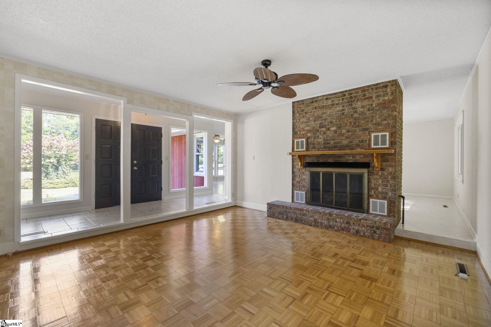 195 Pine Trace Property Photo 4