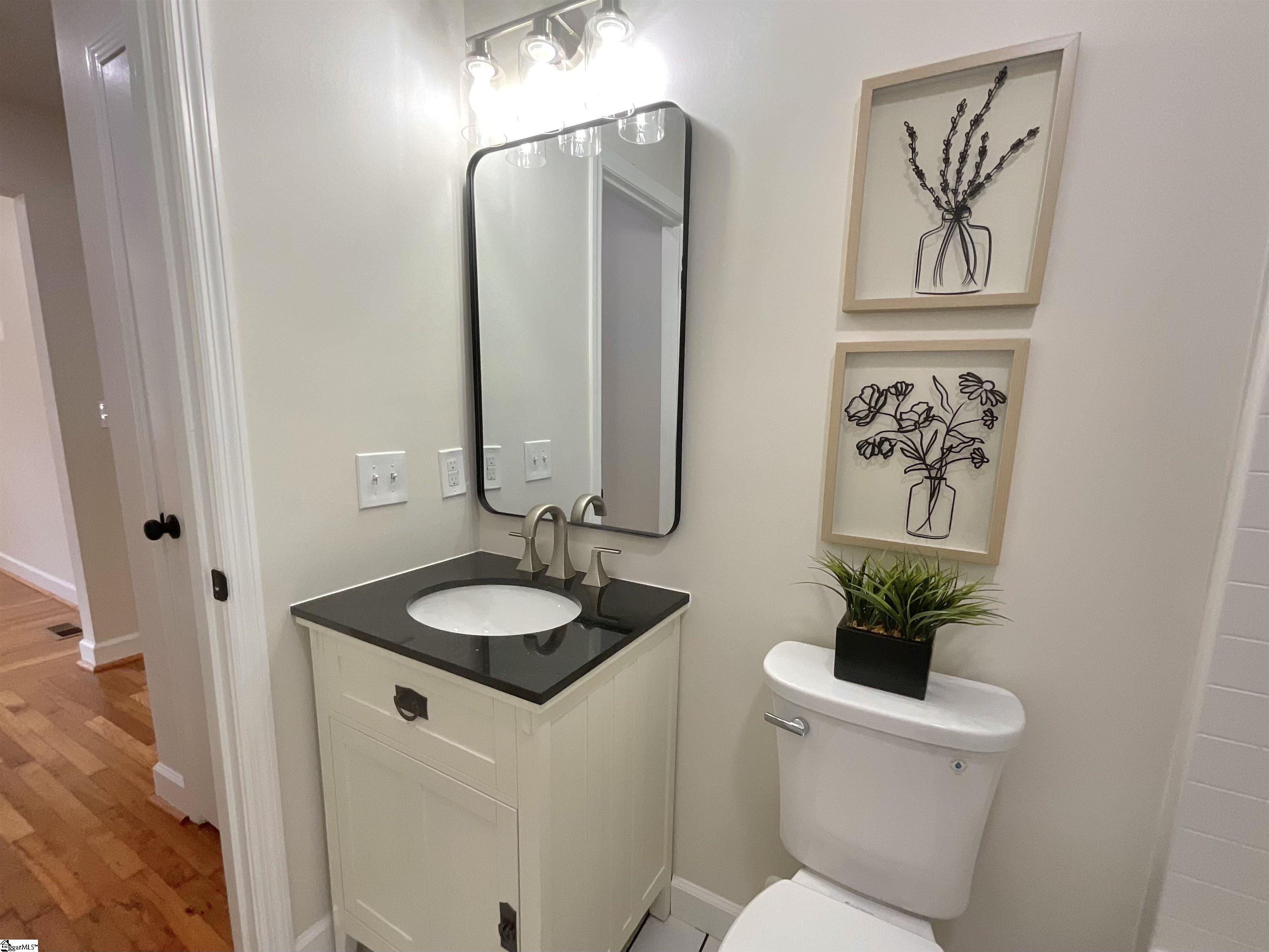 15 Orlando Avenue Property Photo 14