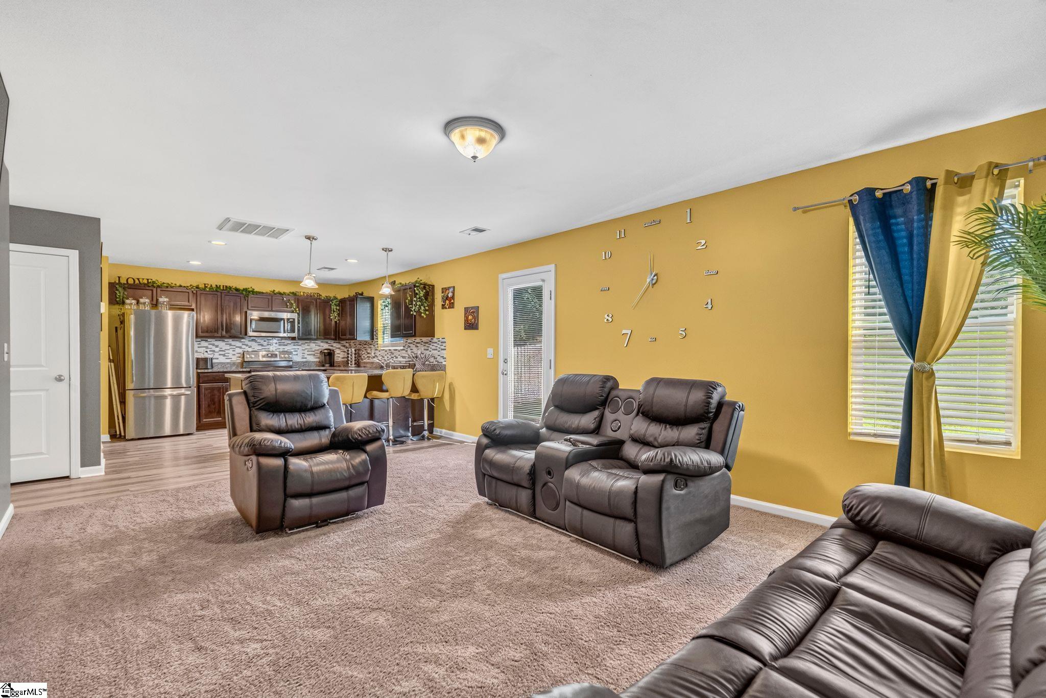 520 Millsgate Circle Property Photo 8