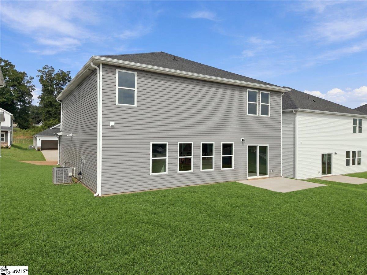 1525 Erindale Drive Property Photo 15