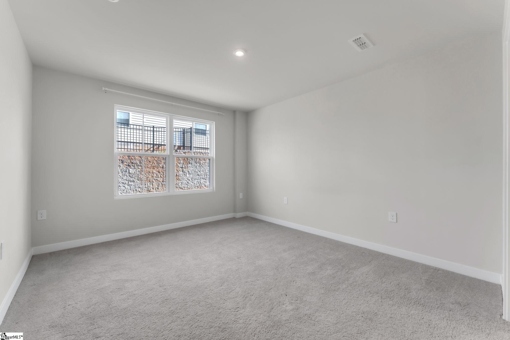 901 Leyburn Lane Property Photo 14