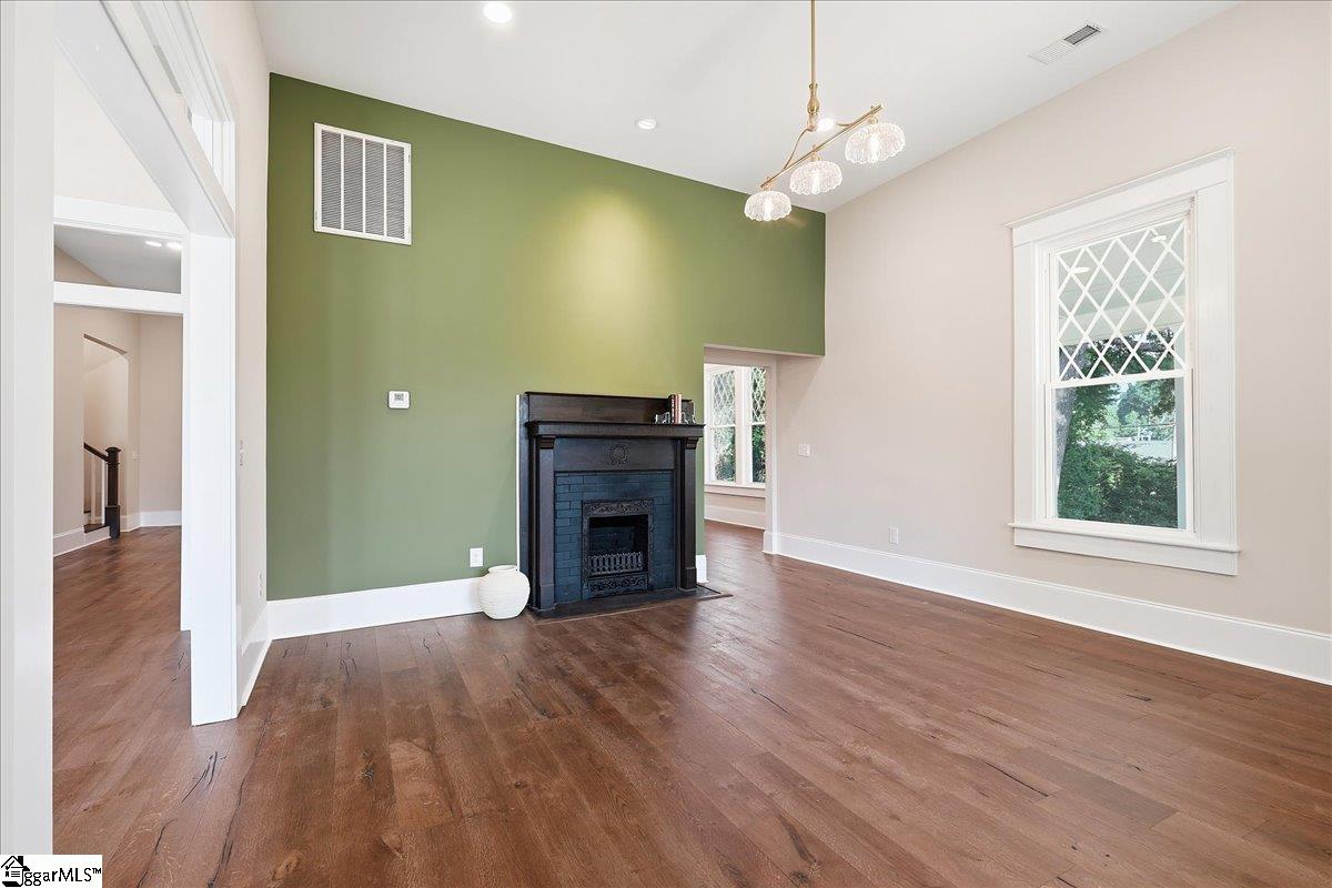 200 South C Street Property Photo 15