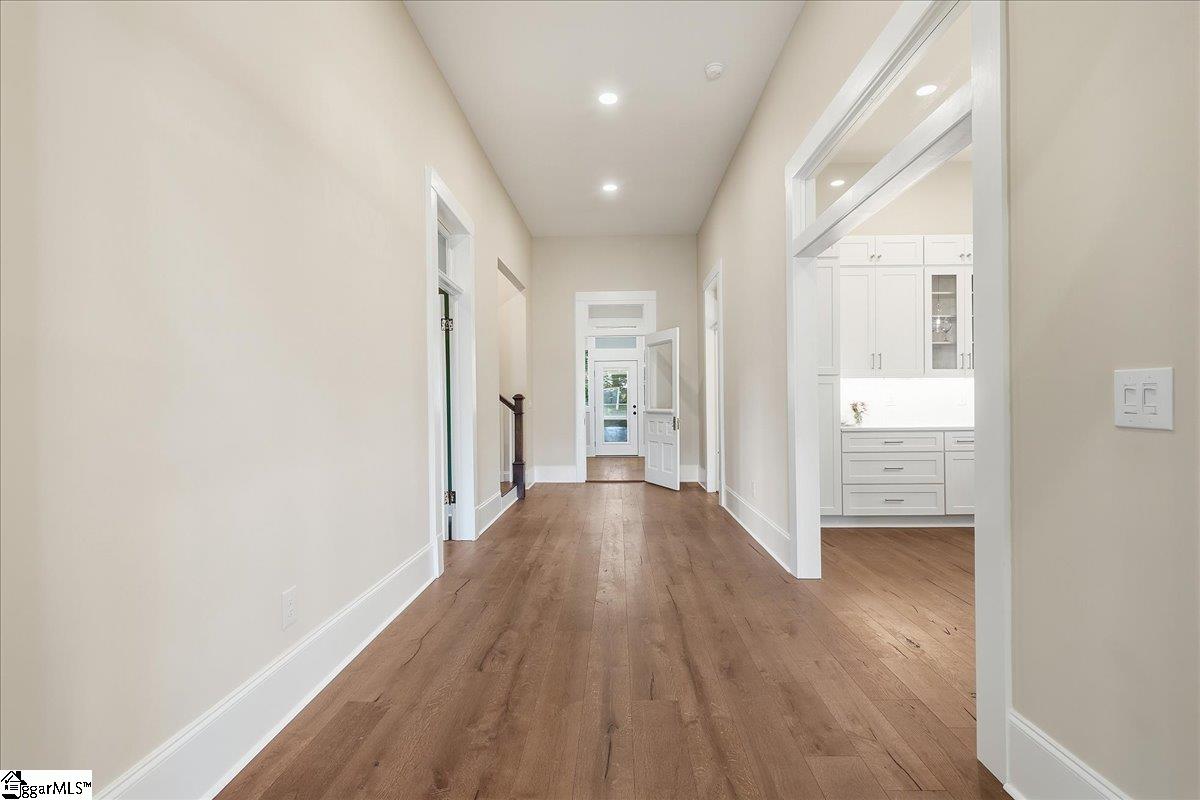 200 South C Street Property Photo 17