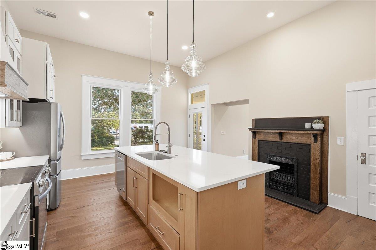 200 South C Street Property Photo 22