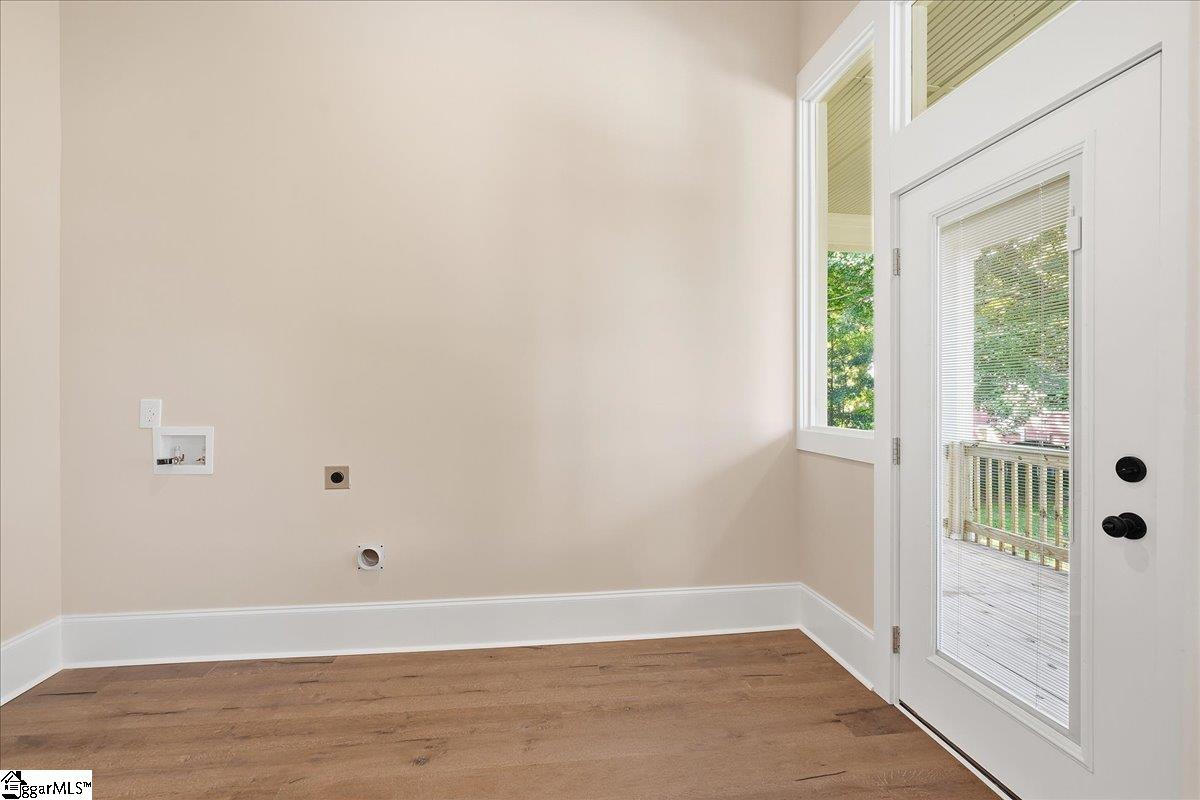 200 South C Street Property Photo 30