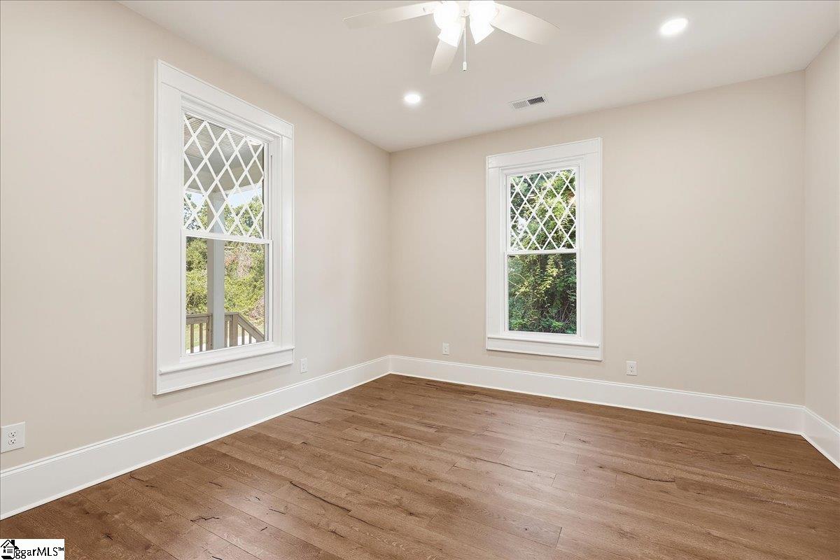 200 South C Street Property Photo 31