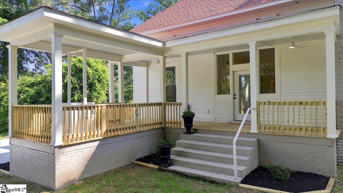 200 South C Street Property Photo 41