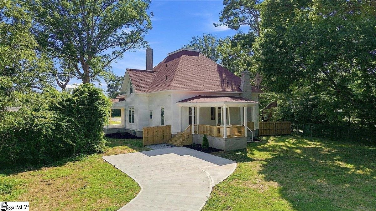 200 South C Street Property Photo 45