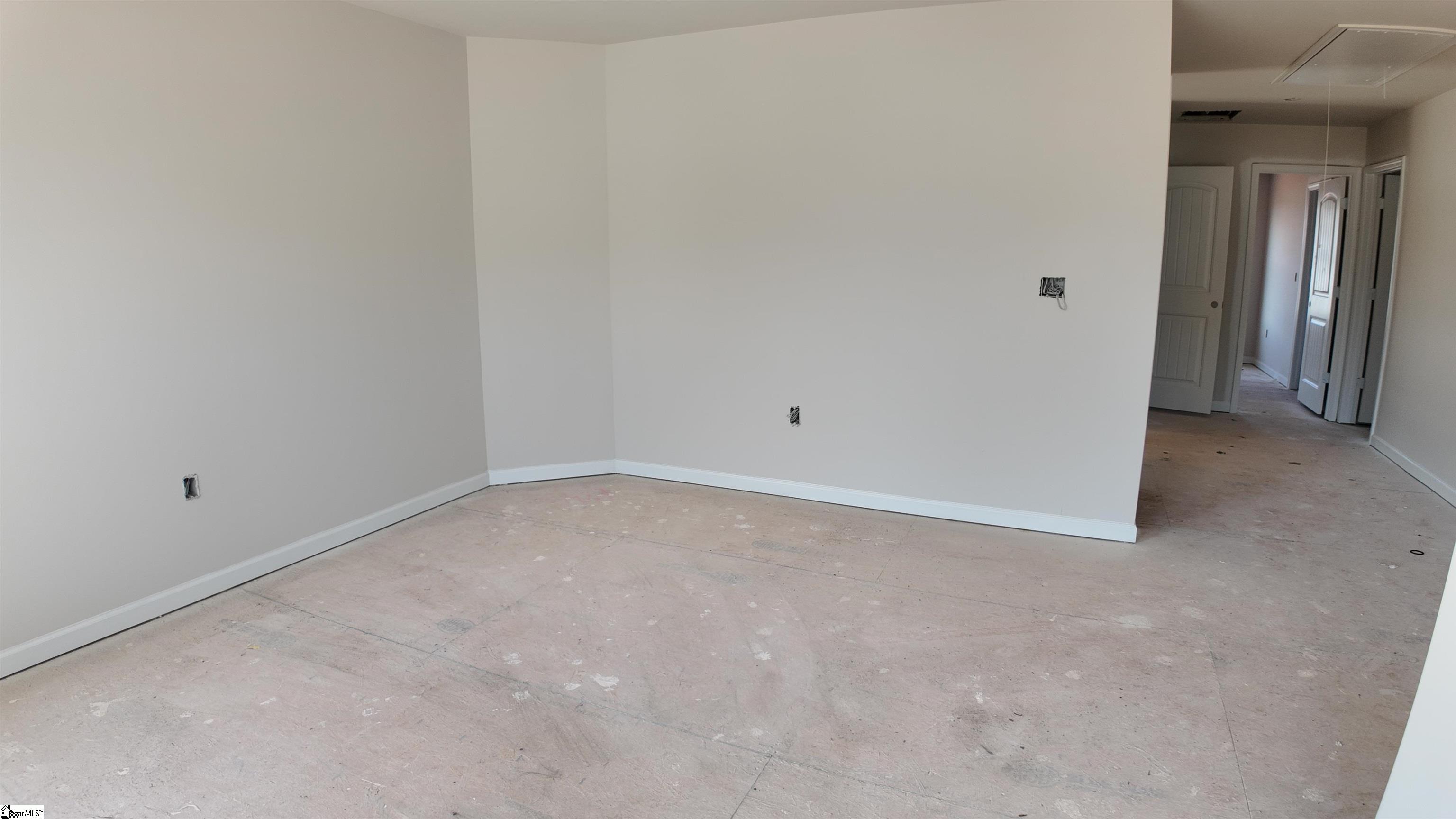 504 Cedar Valley Drive Property Photo 8