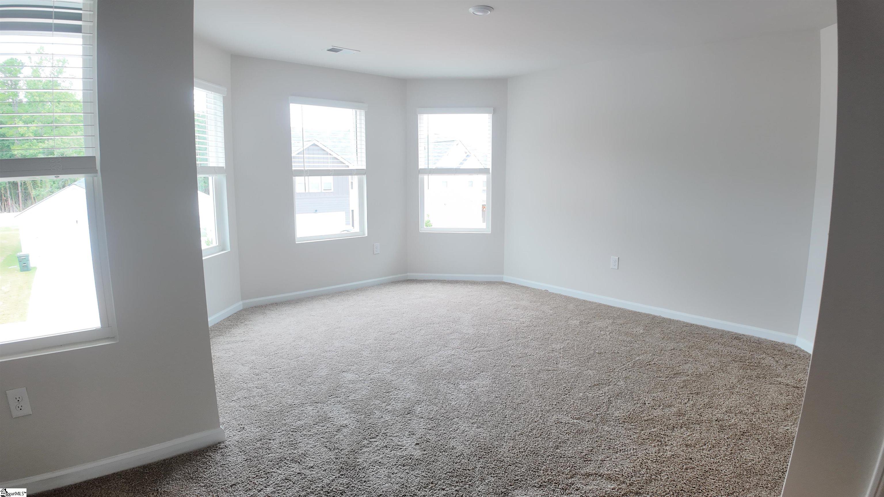 504 Cedar Valley Drive Property Photo 8