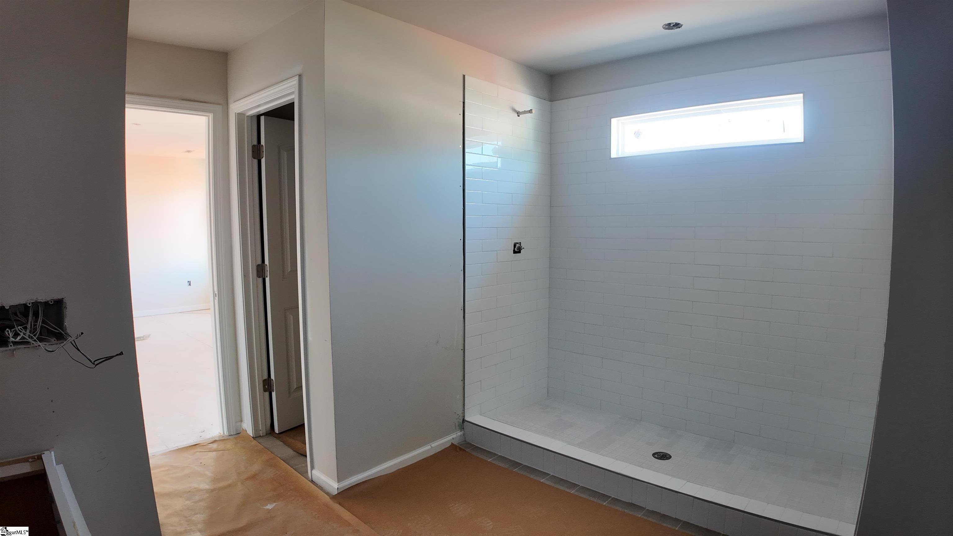 504 Cedar Valley Drive Property Photo 11