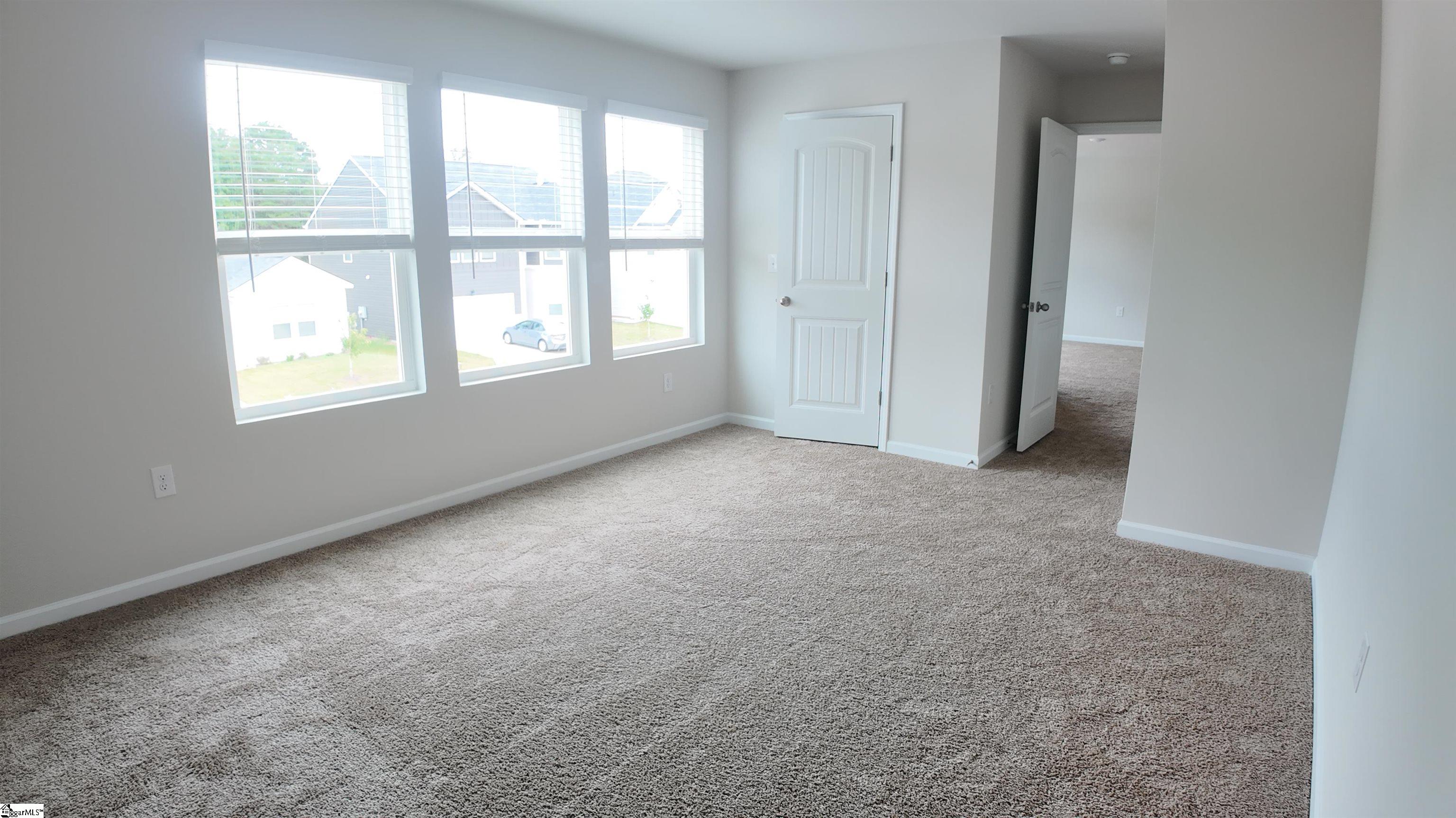 504 Cedar Valley Drive Property Photo 13