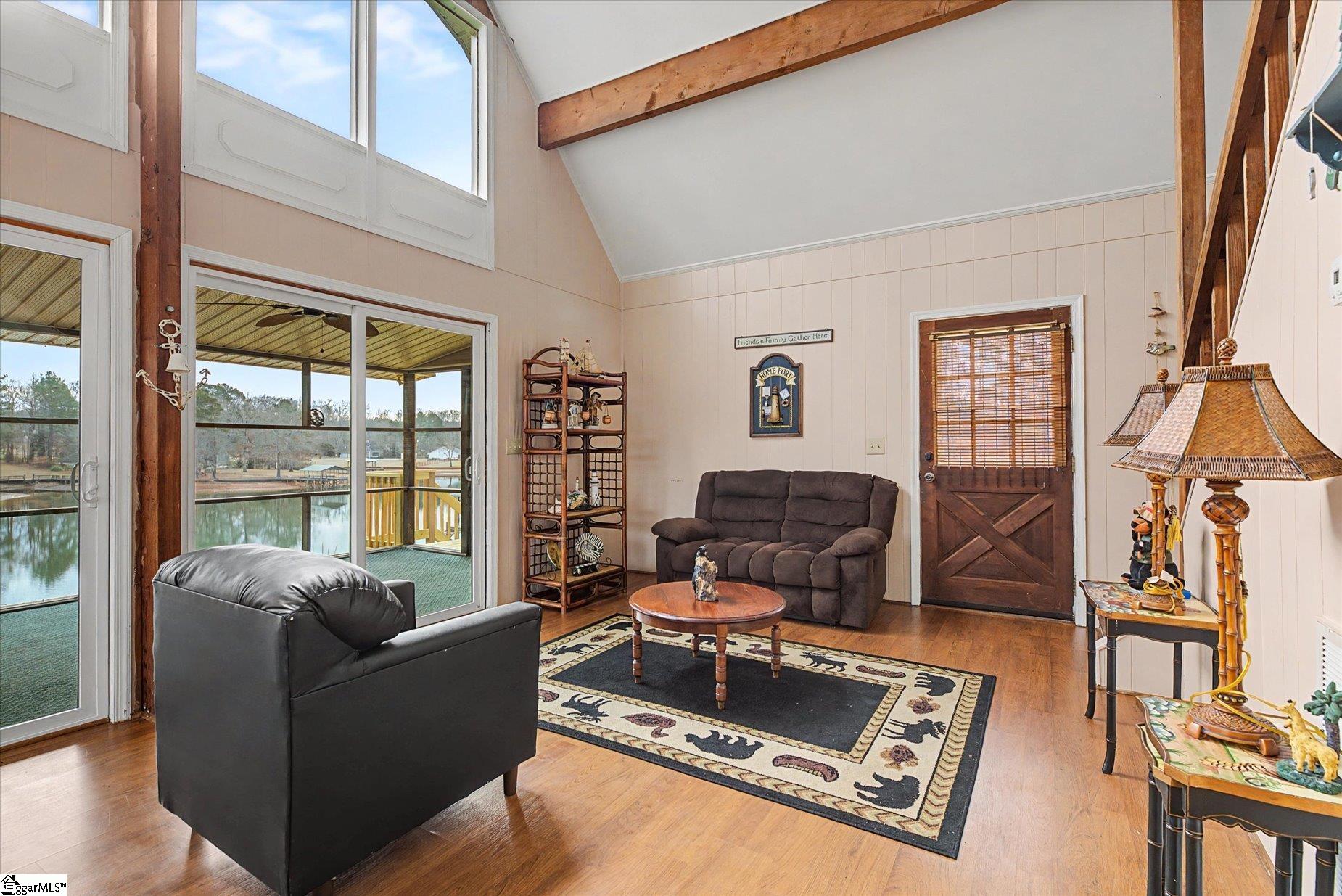 694 Holloway Cove Road Property Photo 4