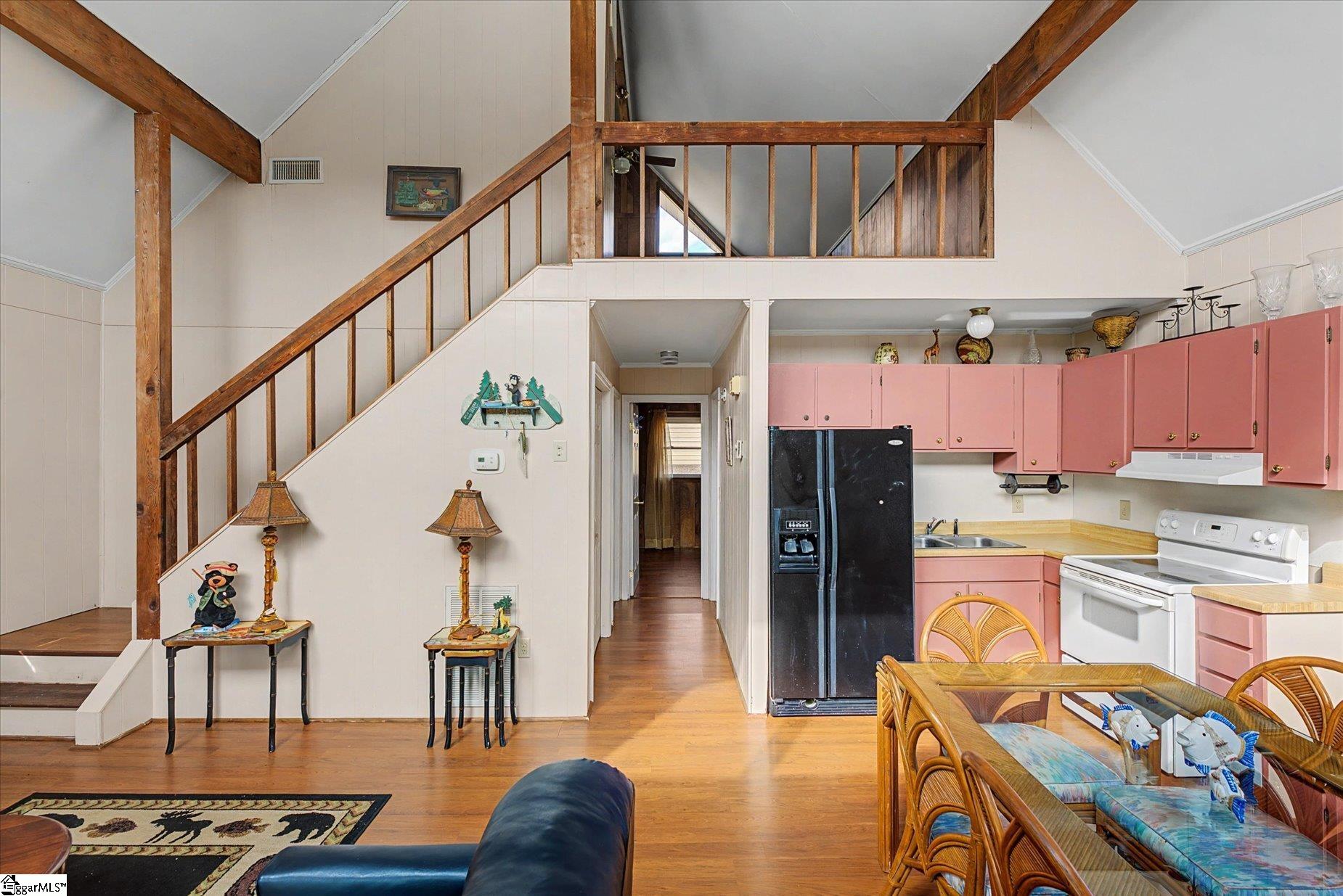 694 Holloway Cove Road Property Photo 9