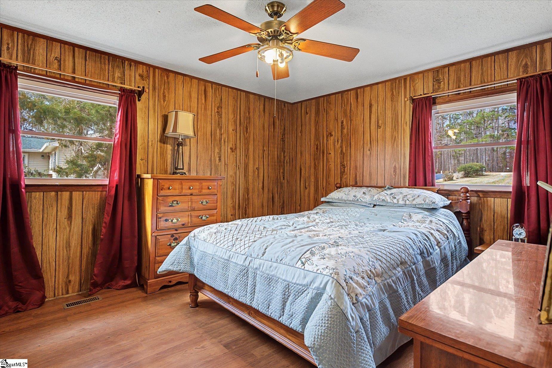 694 Holloway Cove Road Property Photo 10