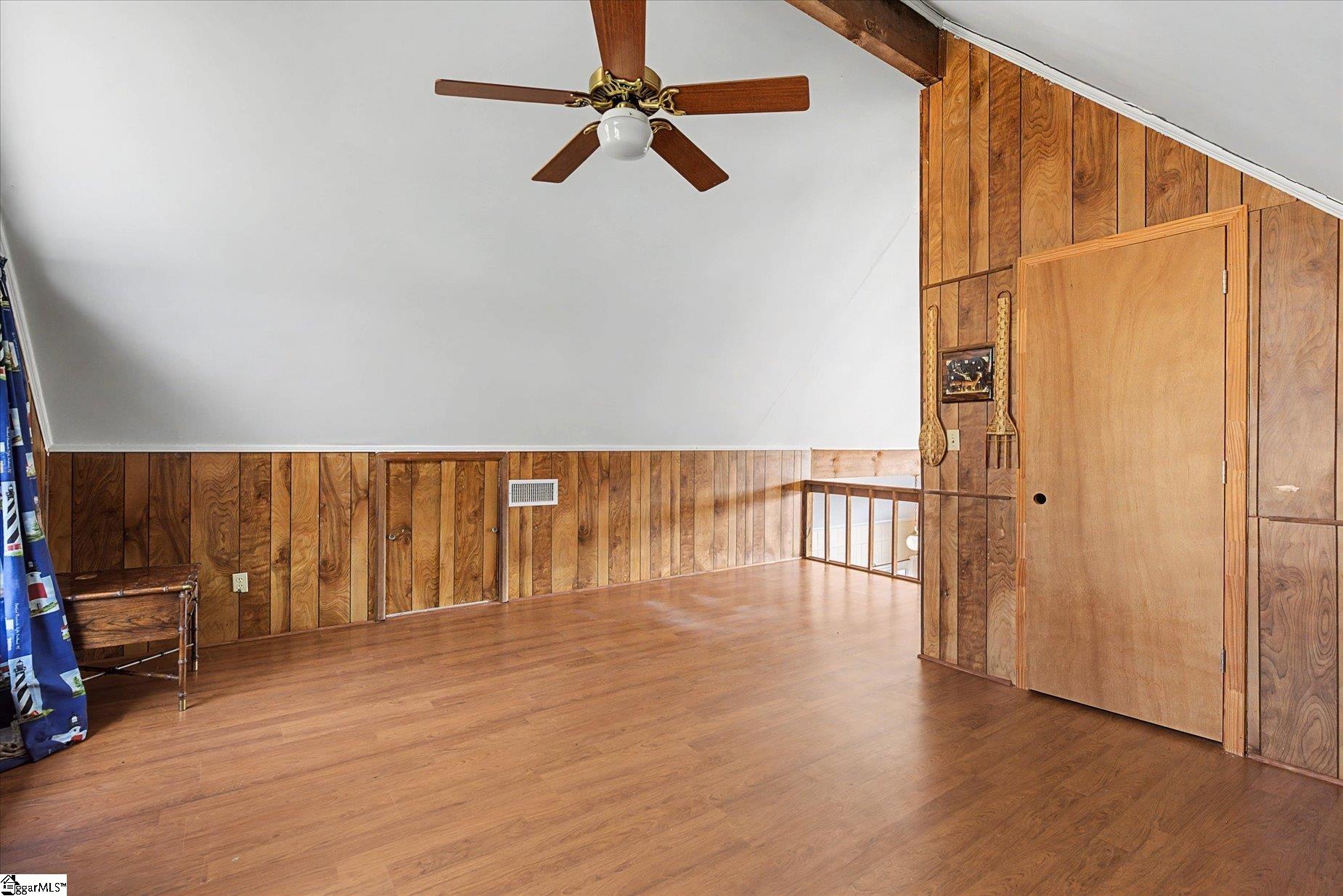 694 Holloway Cove Road Property Photo 17