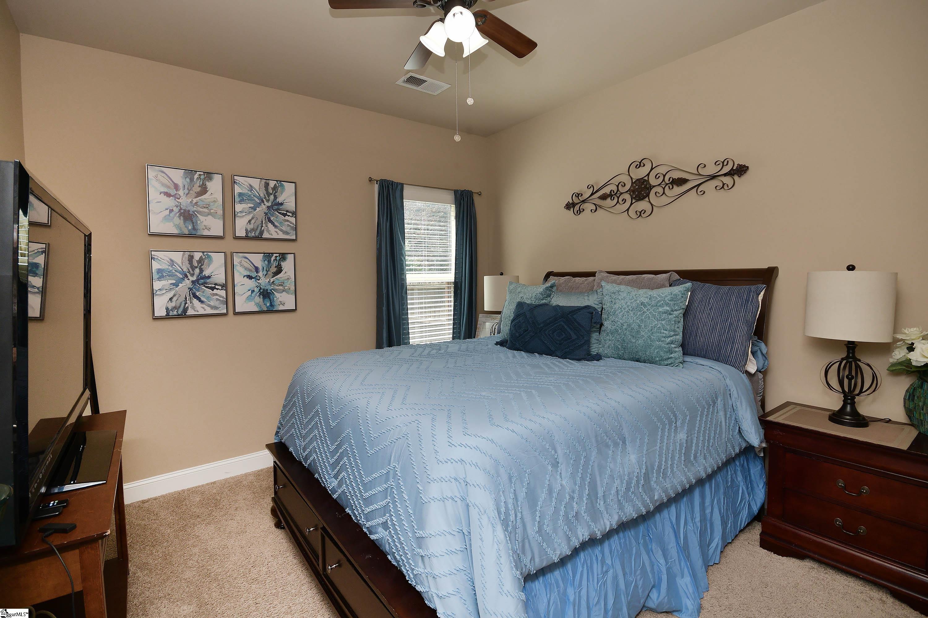 324 Barrett Chase Drive Property Photo 13