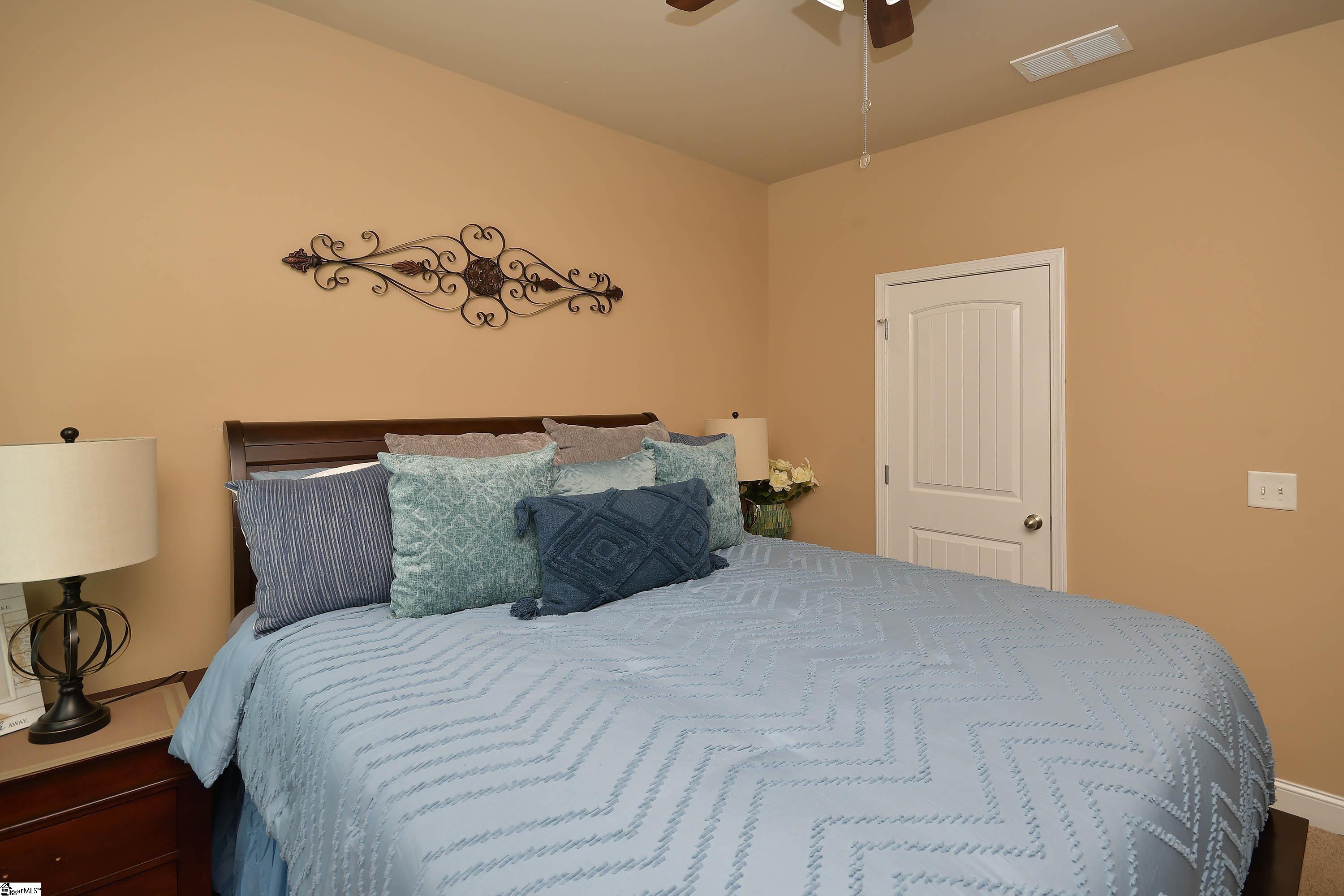 324 Barrett Chase Drive Property Photo 15