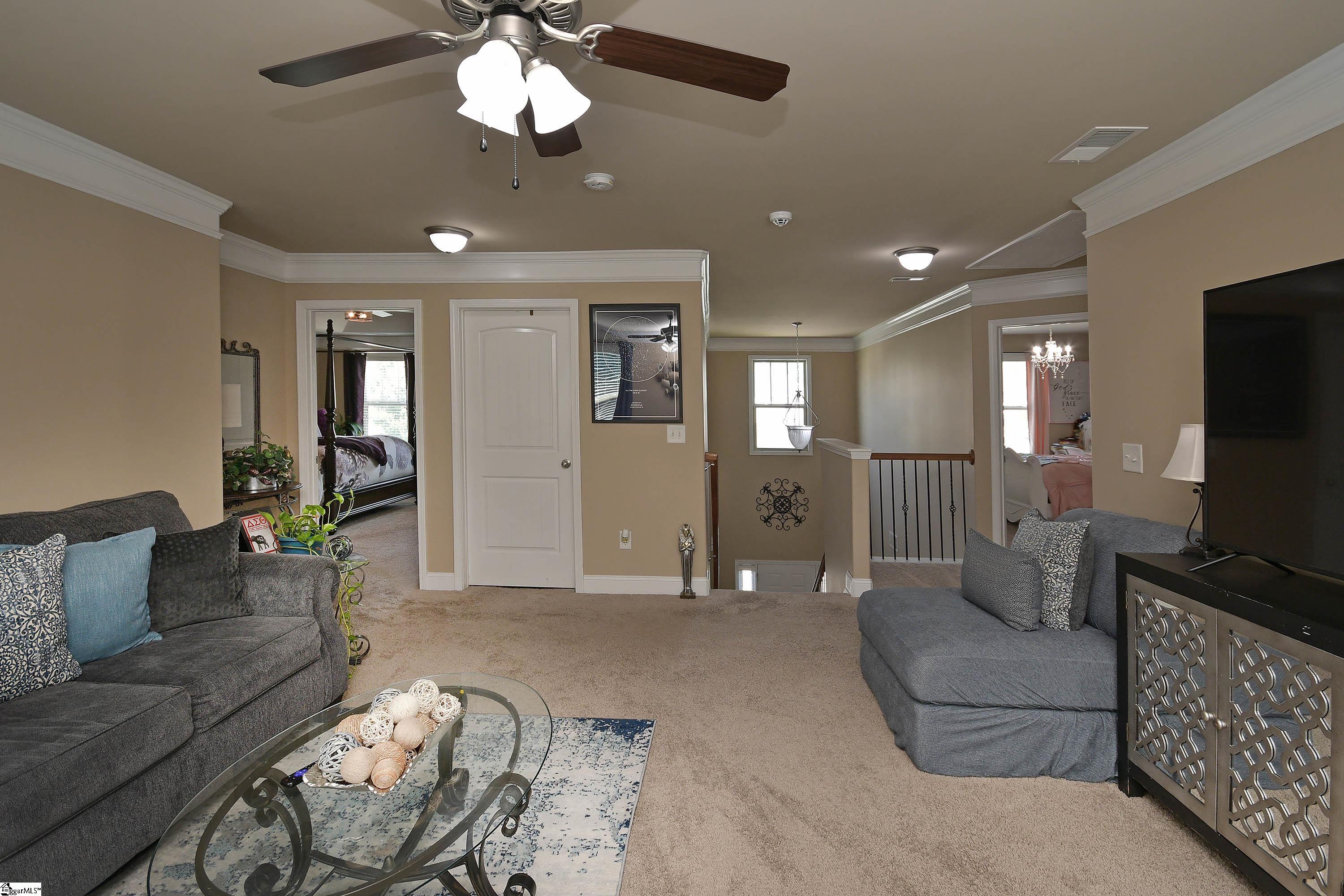 324 Barrett Chase Drive Property Photo 18