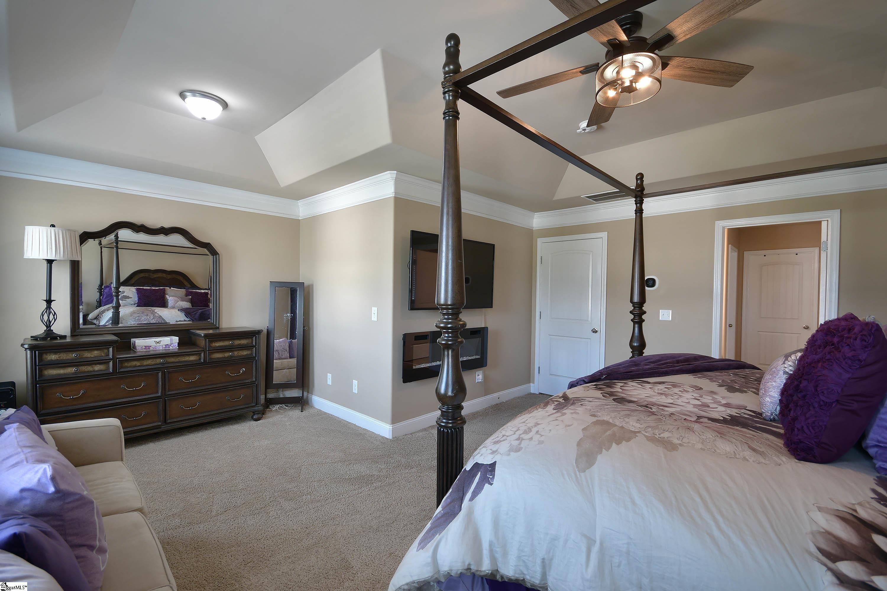 324 Barrett Chase Drive Property Photo 26