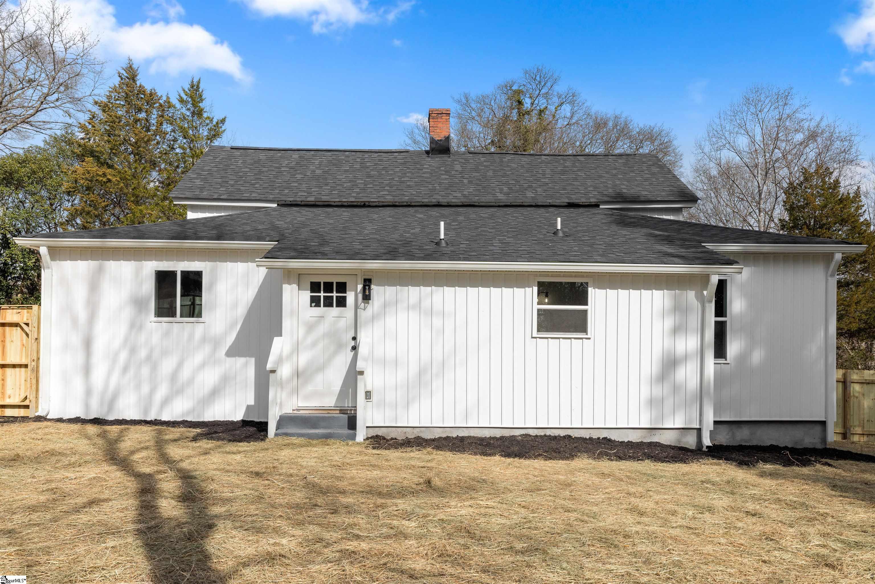 221 Calvert Street Property Photo 12