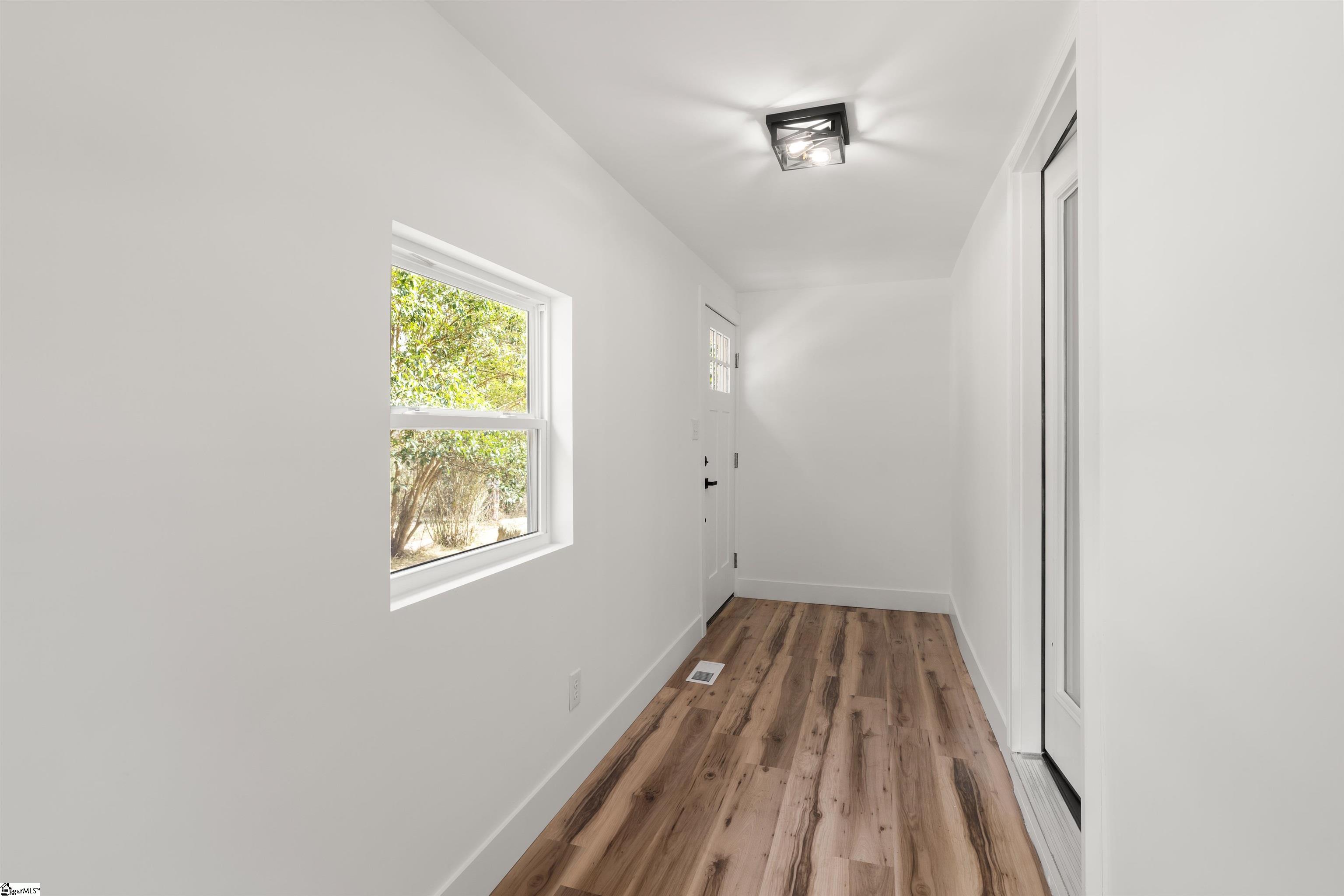 221 Calvert Street Property Photo 13