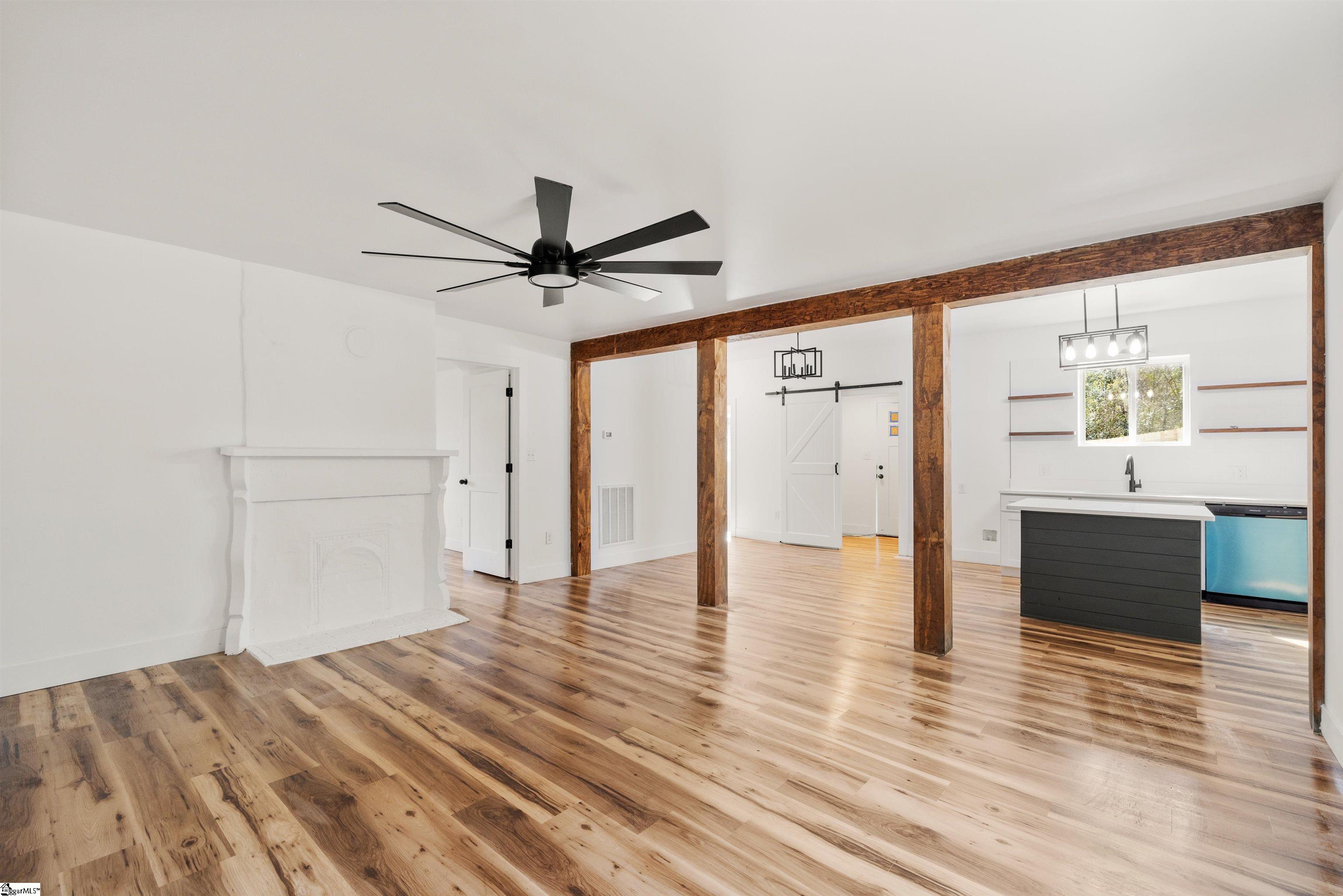 221 Calvert Street Property Photo 16