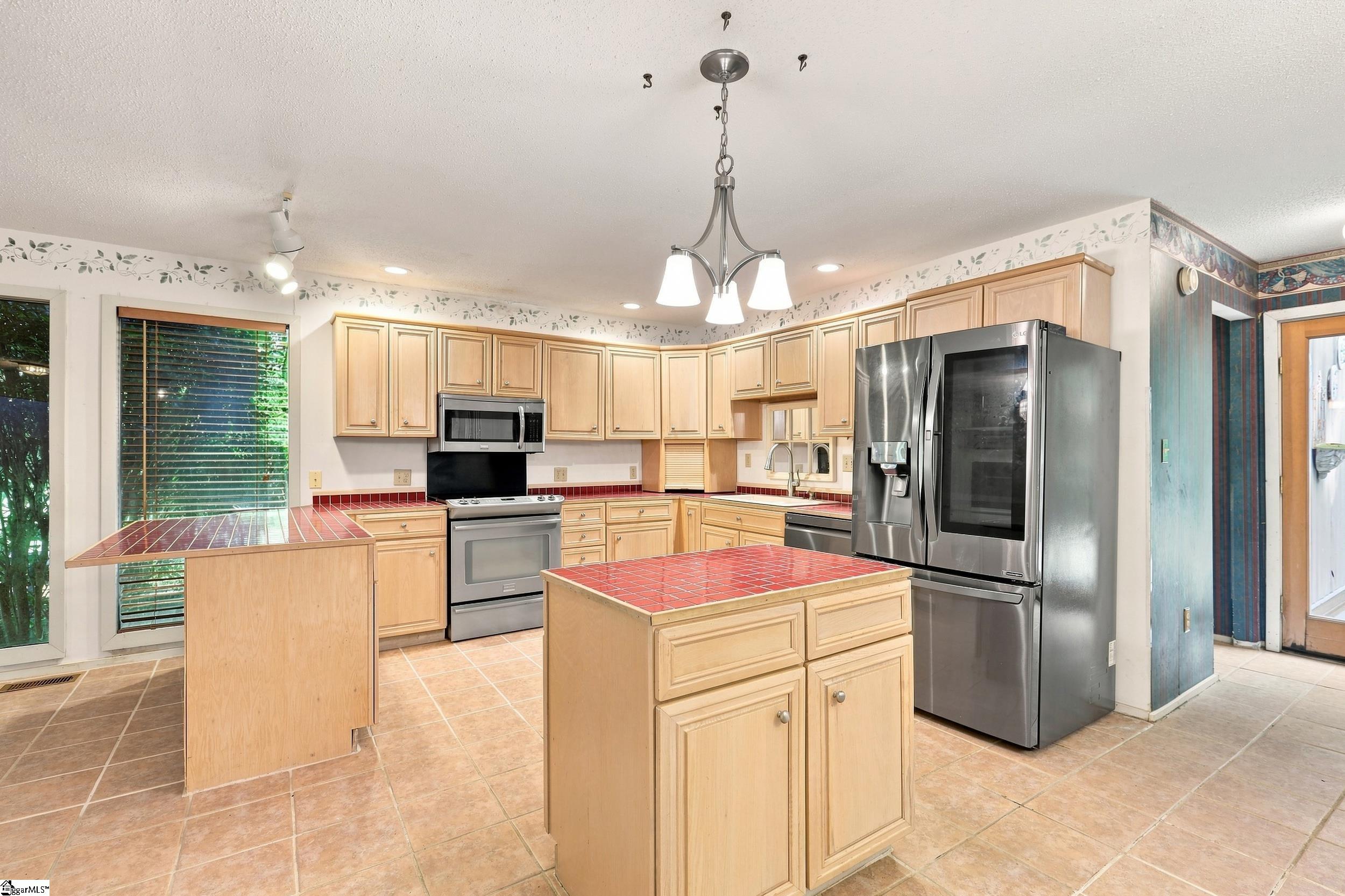 47 Green Valley Road Property Photo 14