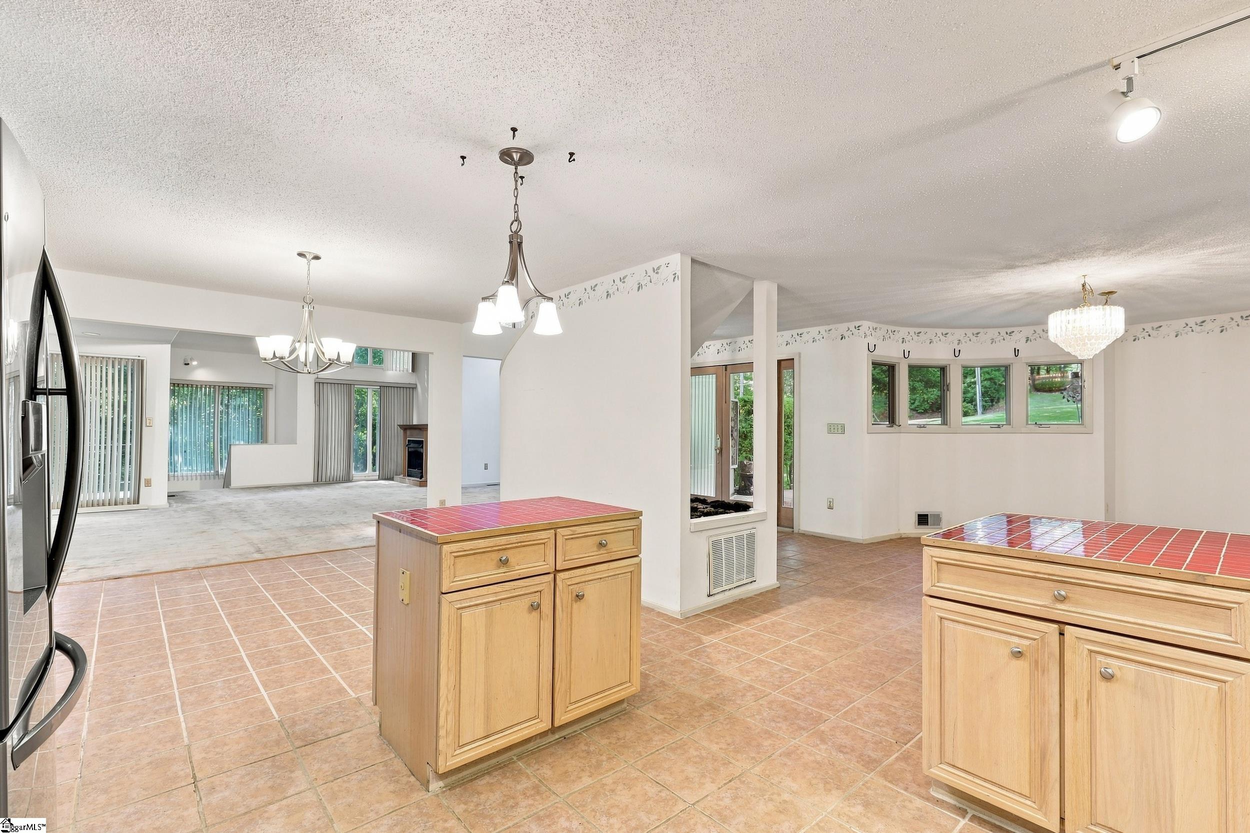 47 Green Valley Road Property Photo 15