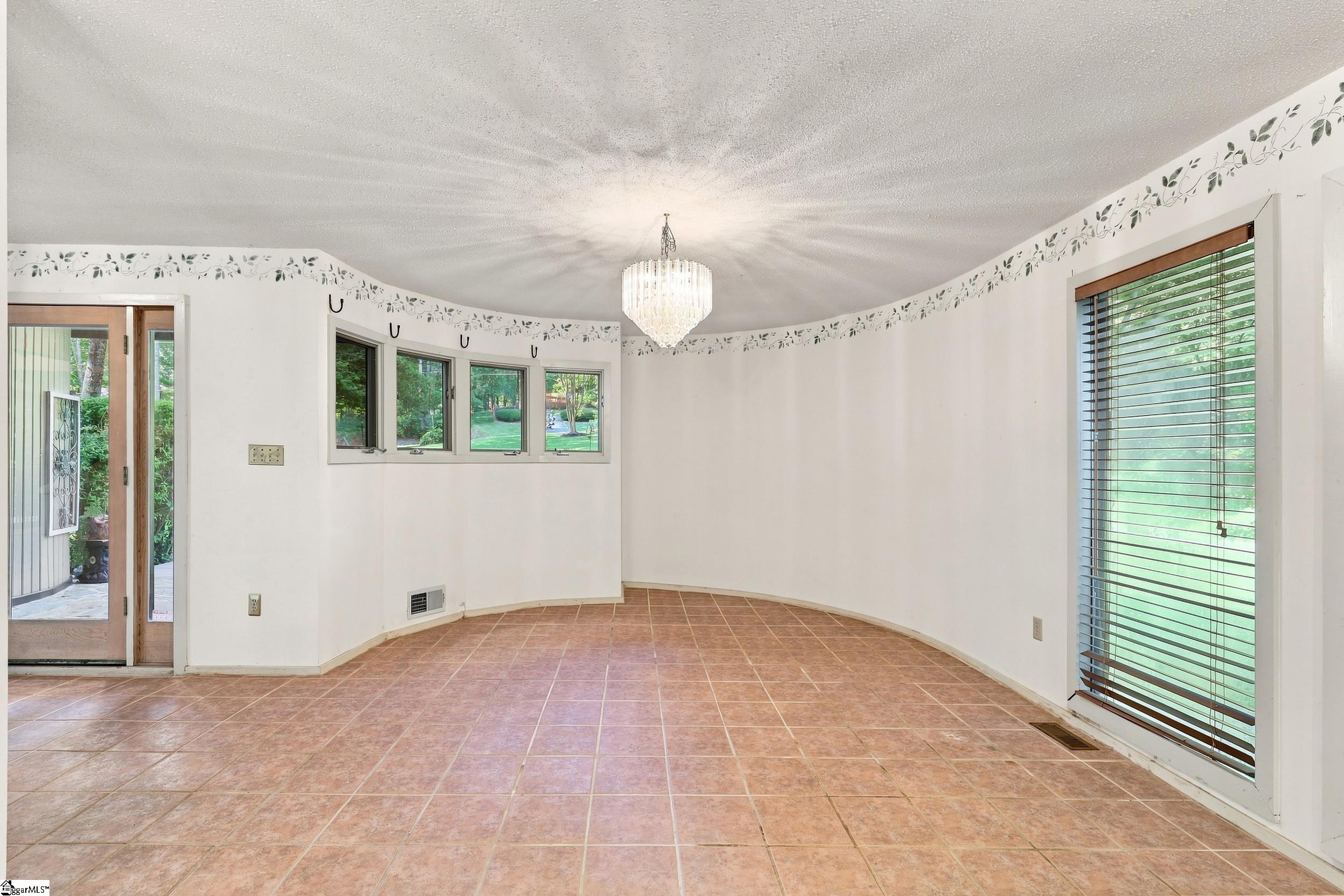 47 Green Valley Road Property Photo 17