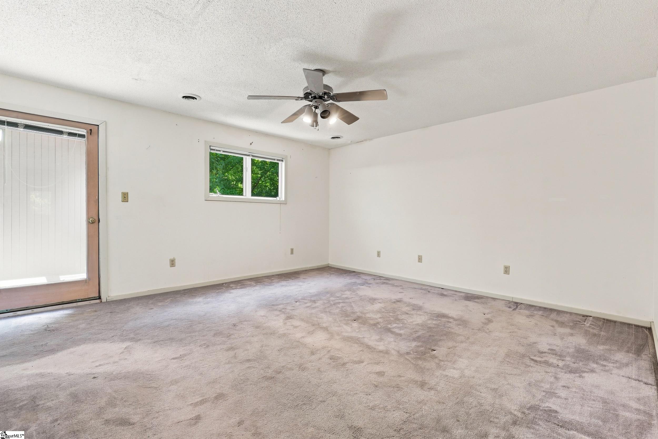 47 Green Valley Road Property Photo 24