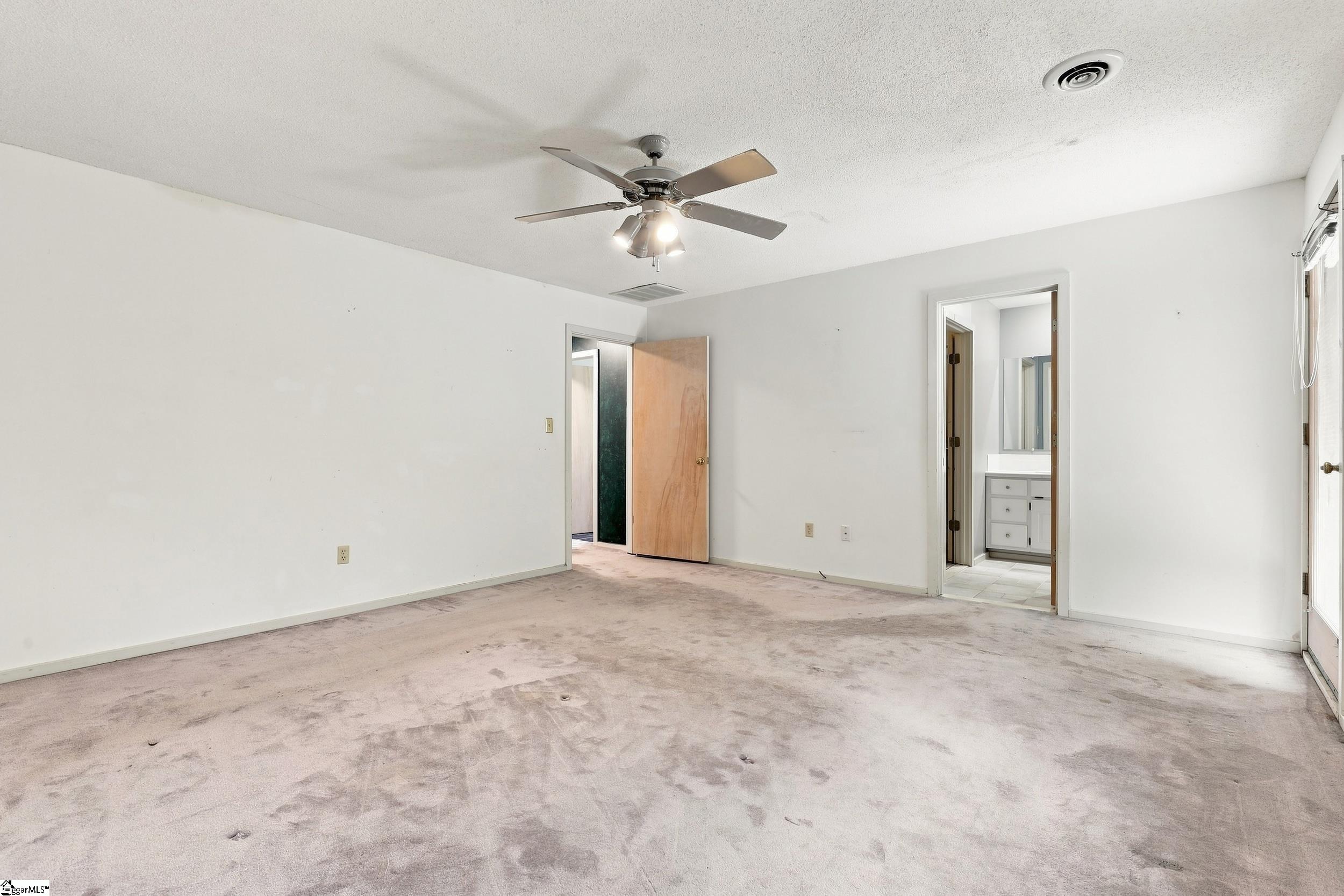 47 Green Valley Road Property Photo 26
