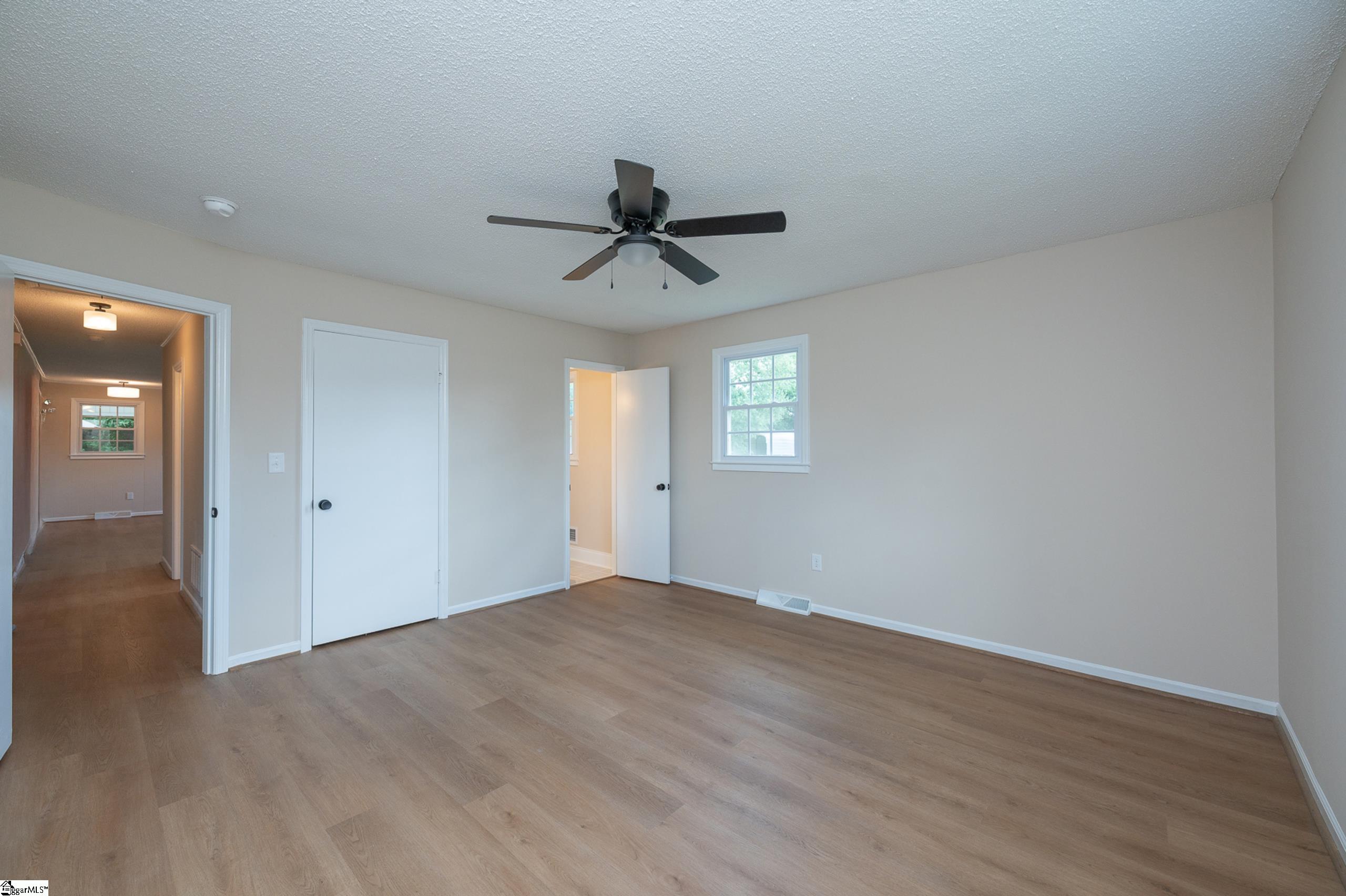 115 Wolfe Road Property Photo 14