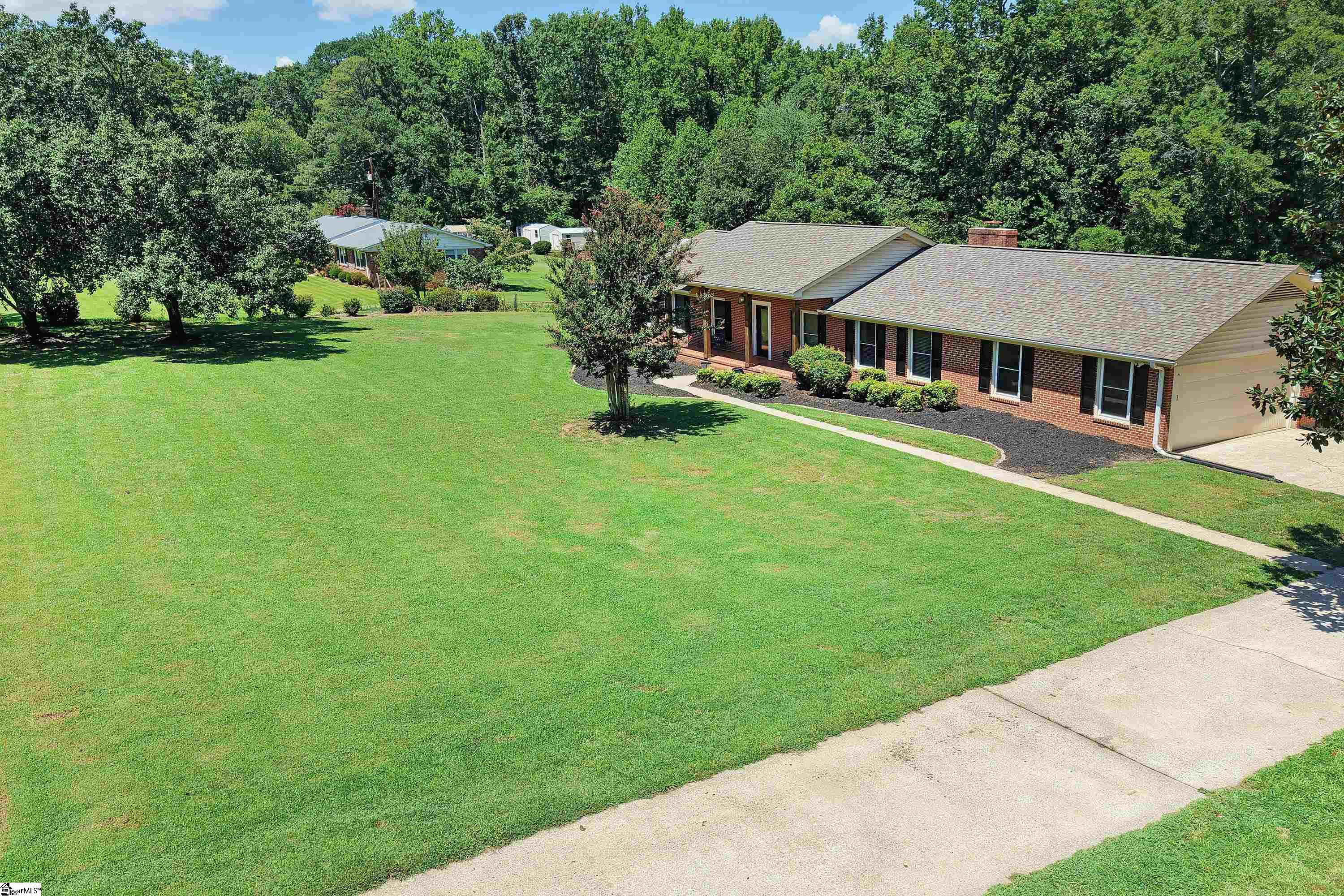 127 Rolling Green Circle Property Photo 3
