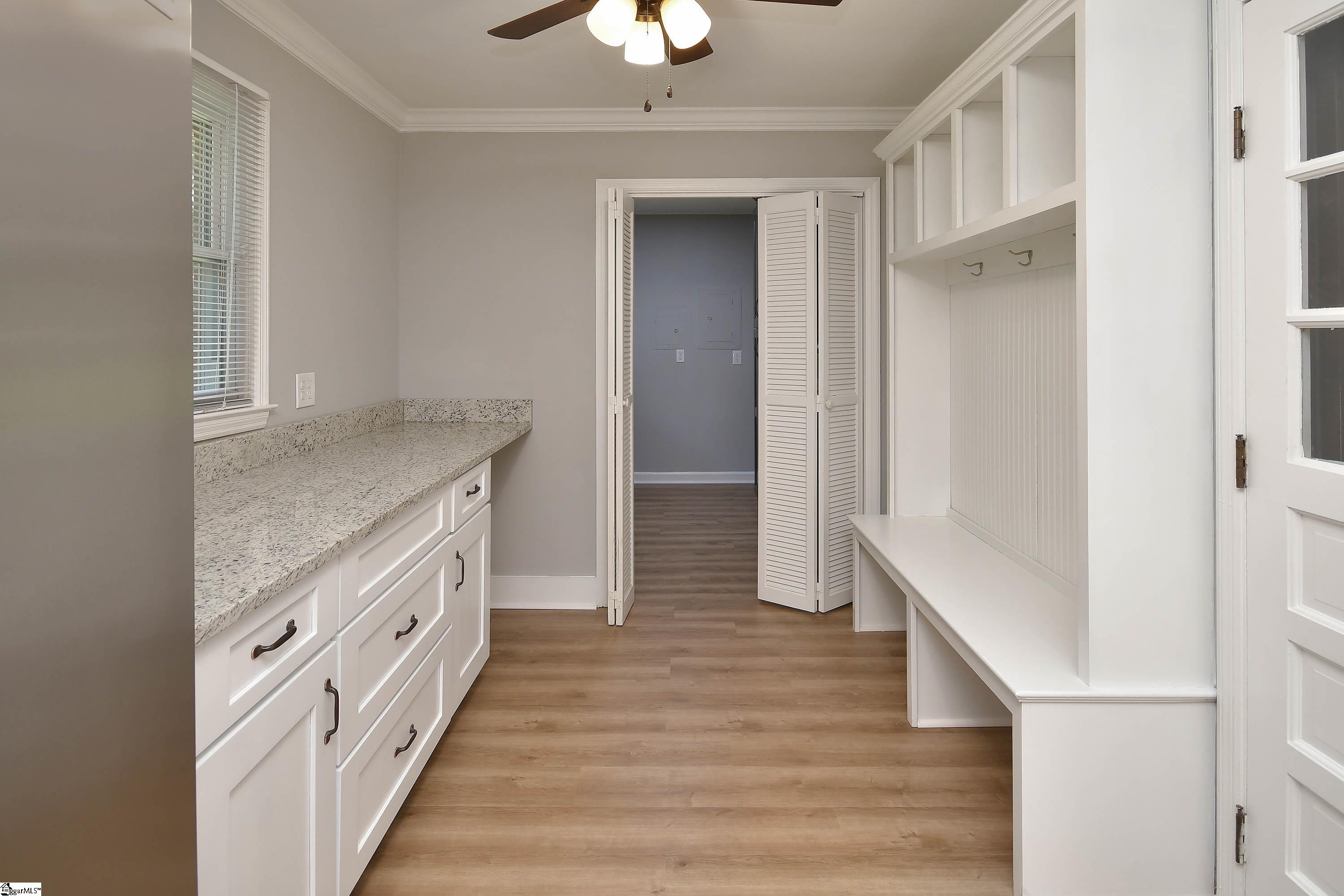 127 Rolling Green Circle Property Photo 13