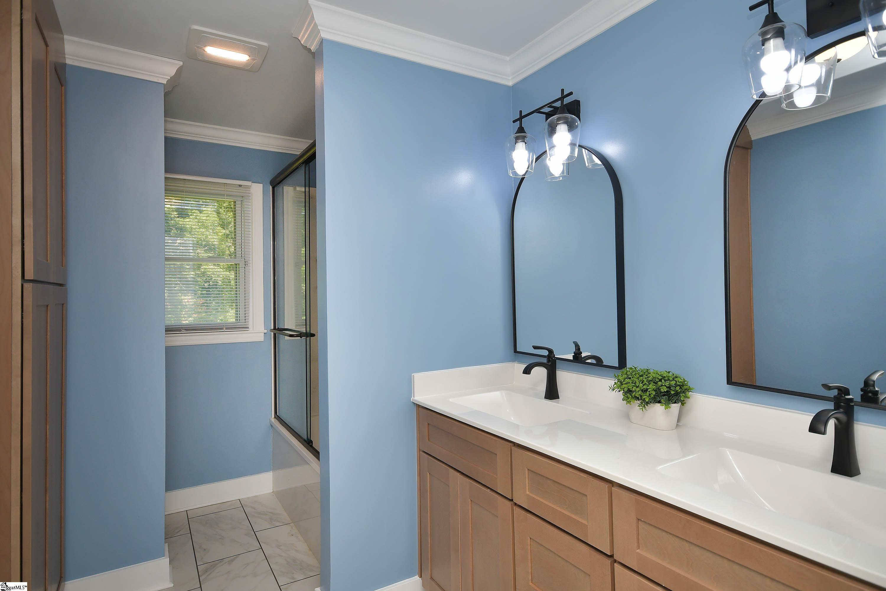 127 Rolling Green Circle Property Photo 15