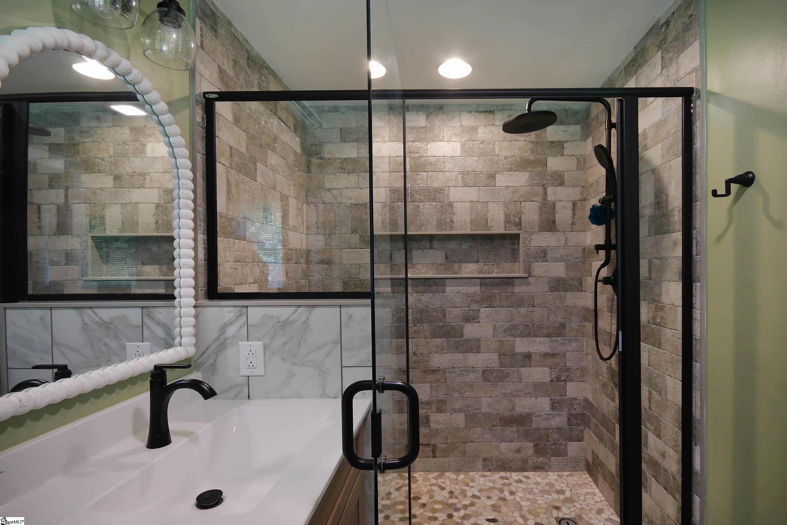 127 Rolling Green Circle Property Photo 20