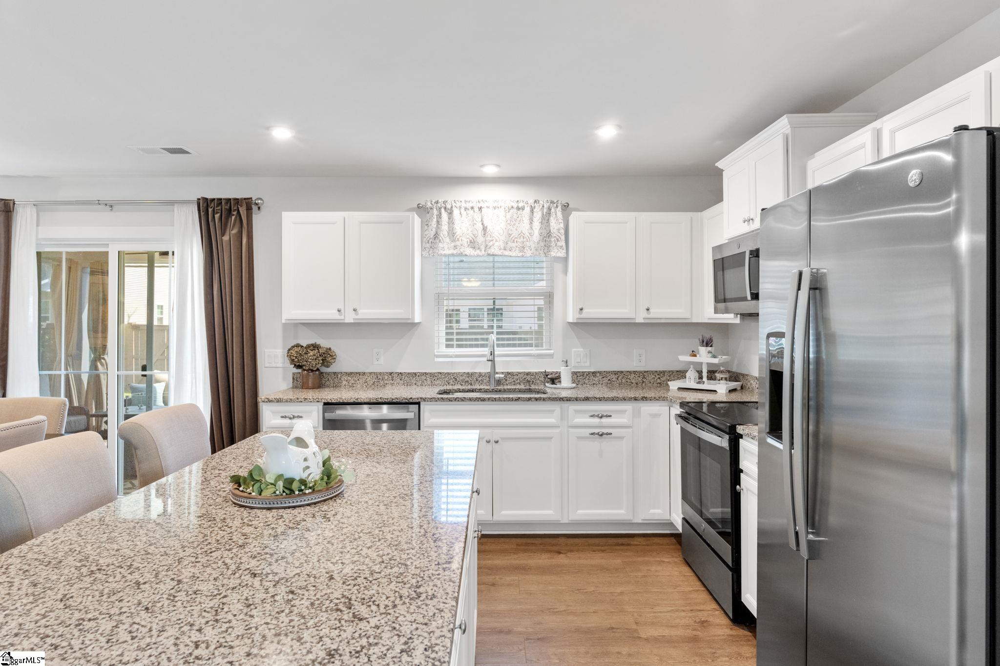 1349 Coffeetree Drive Property Photo 8