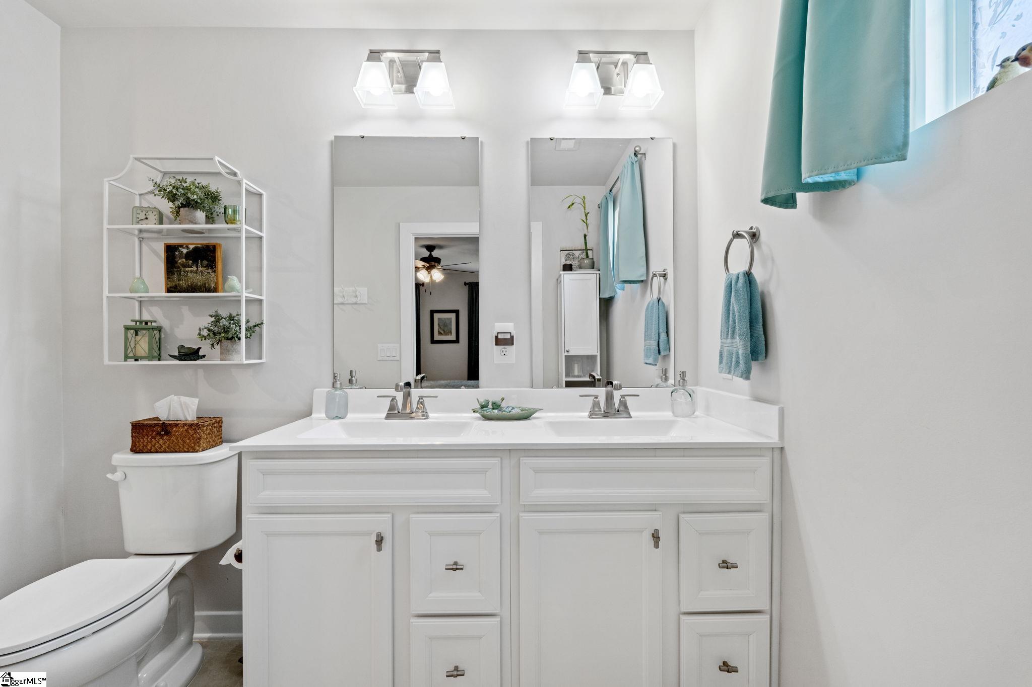 1349 Coffeetree Drive Property Photo 17