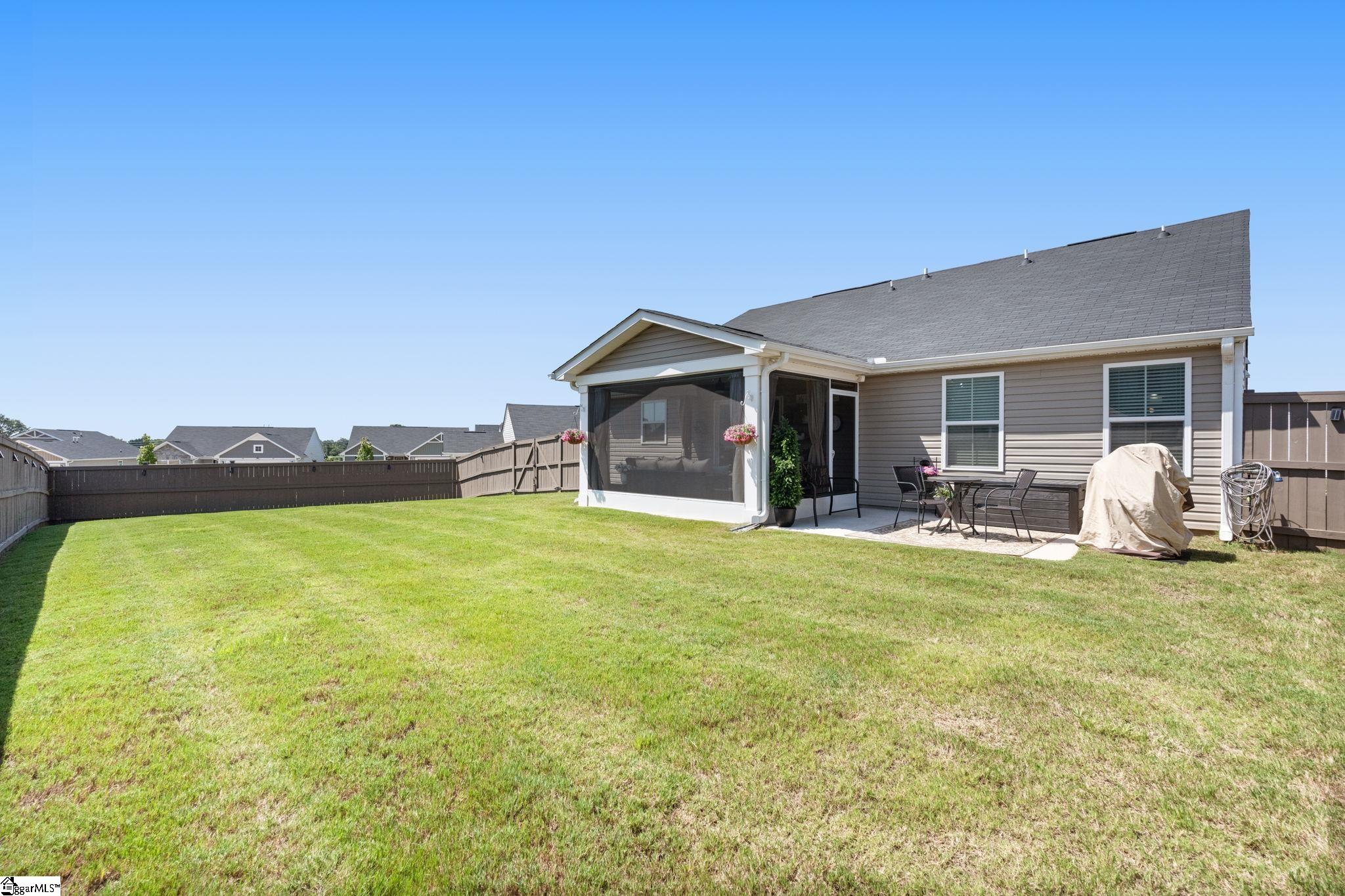 1349 Coffeetree Drive Property Photo 26