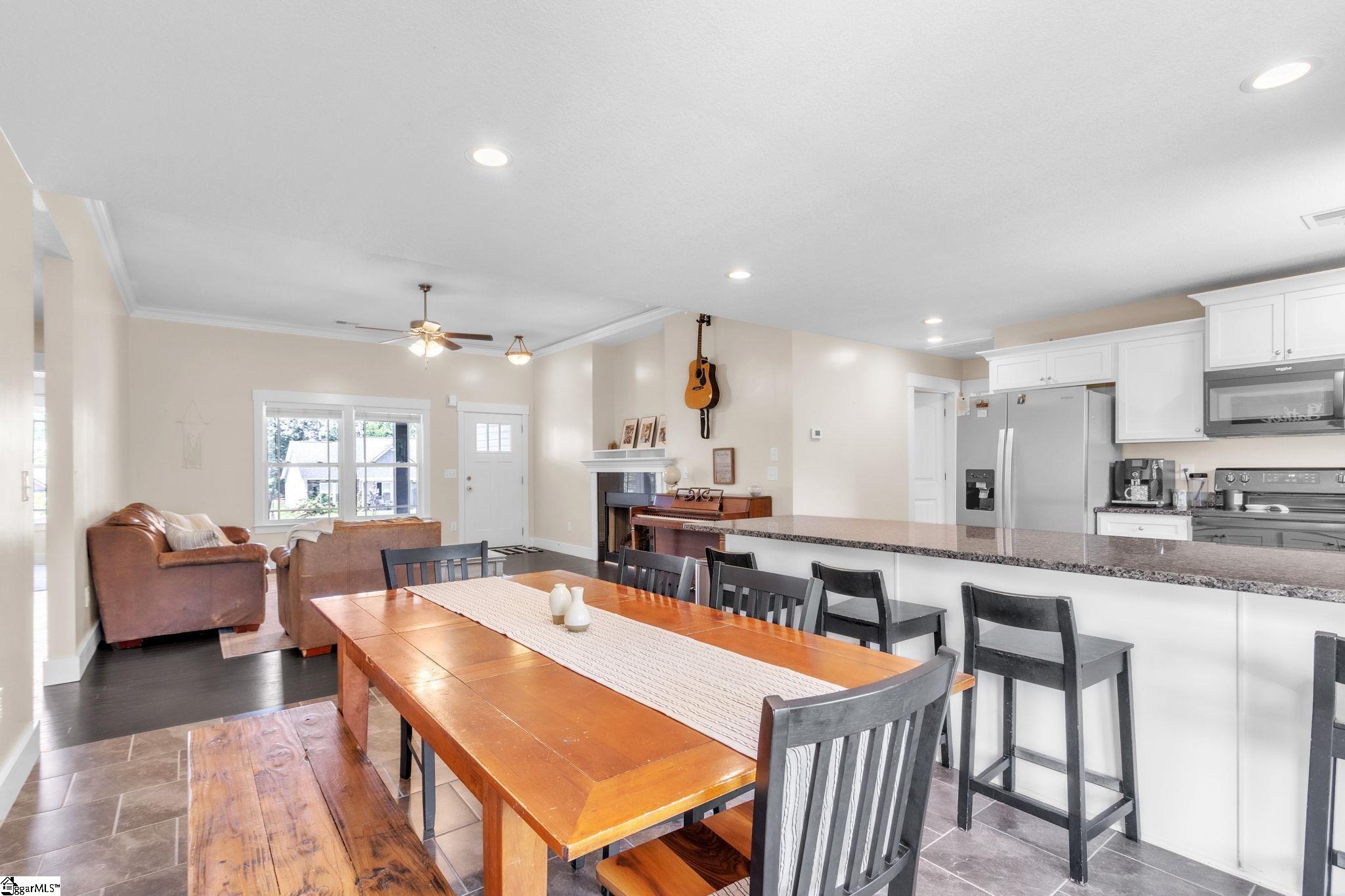 1664 Hannon Road Property Photo 10