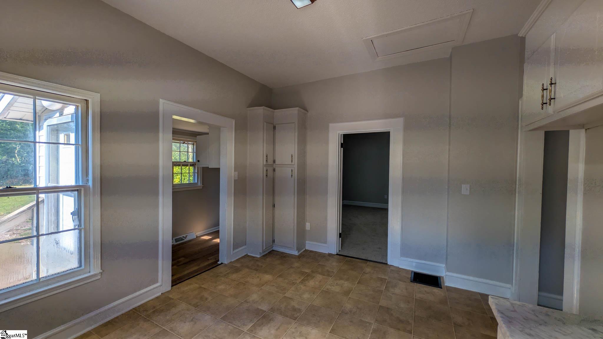 6 9th Street Property Photo 7